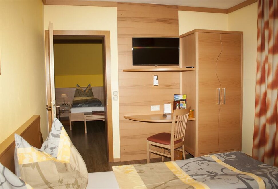 Monteur-Zimmer - Krieglach - Frühstückspension Kuzmic