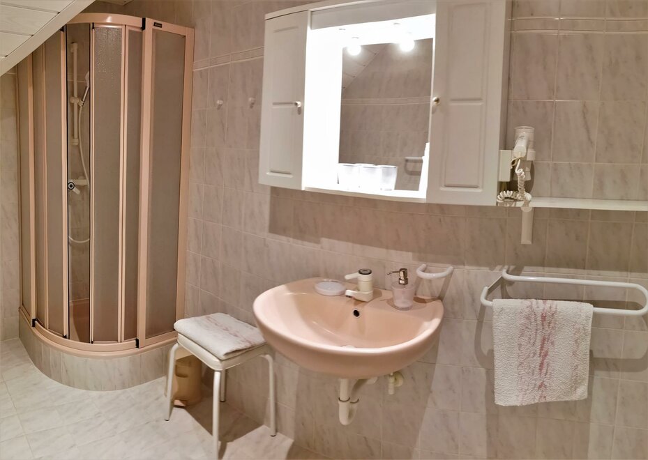 Monteur-Zimmer - Krieglach - Haus Lechthaler