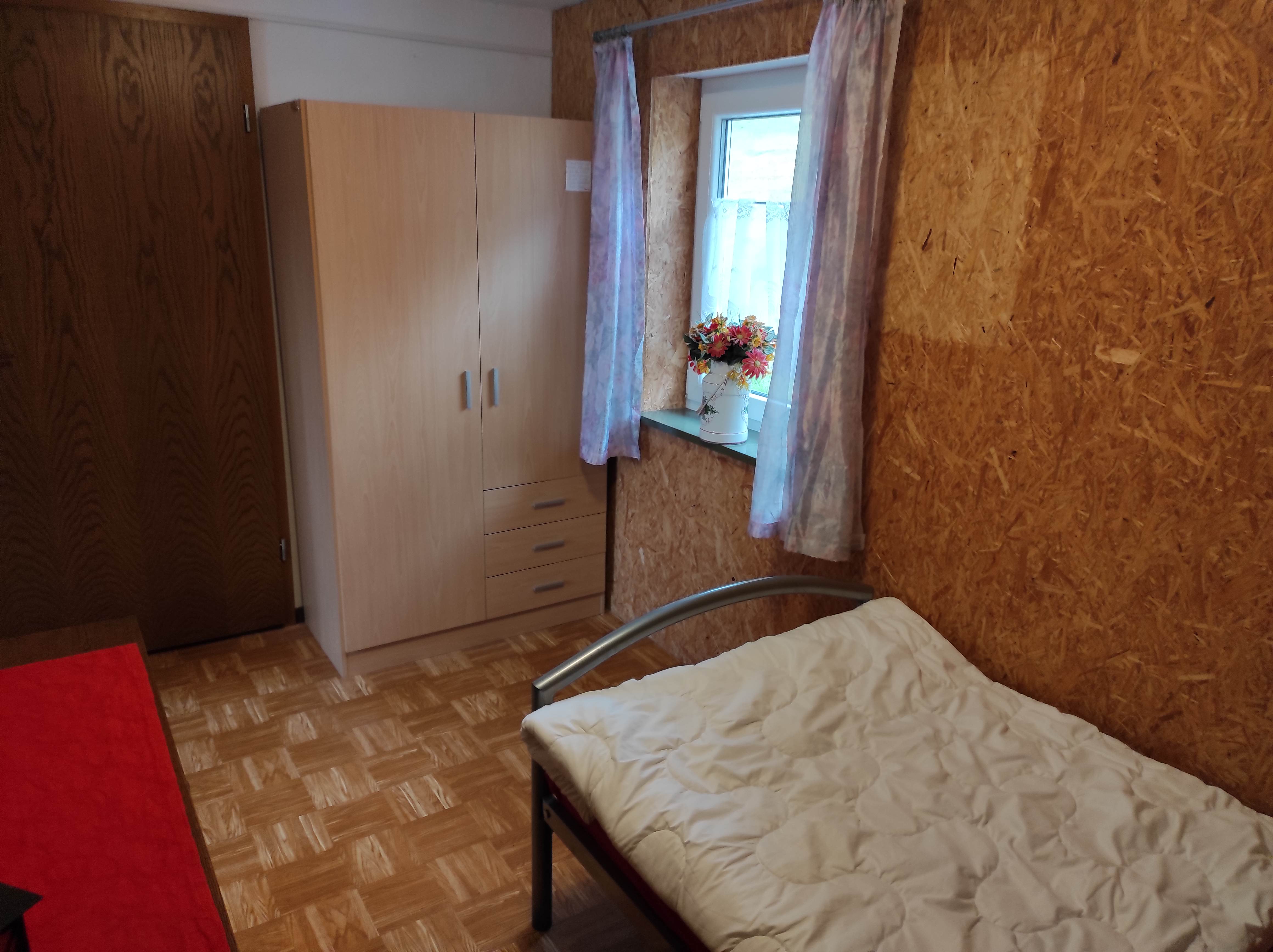 MonteurZimmer: Zimmer 2 - Ferienhaus Brand