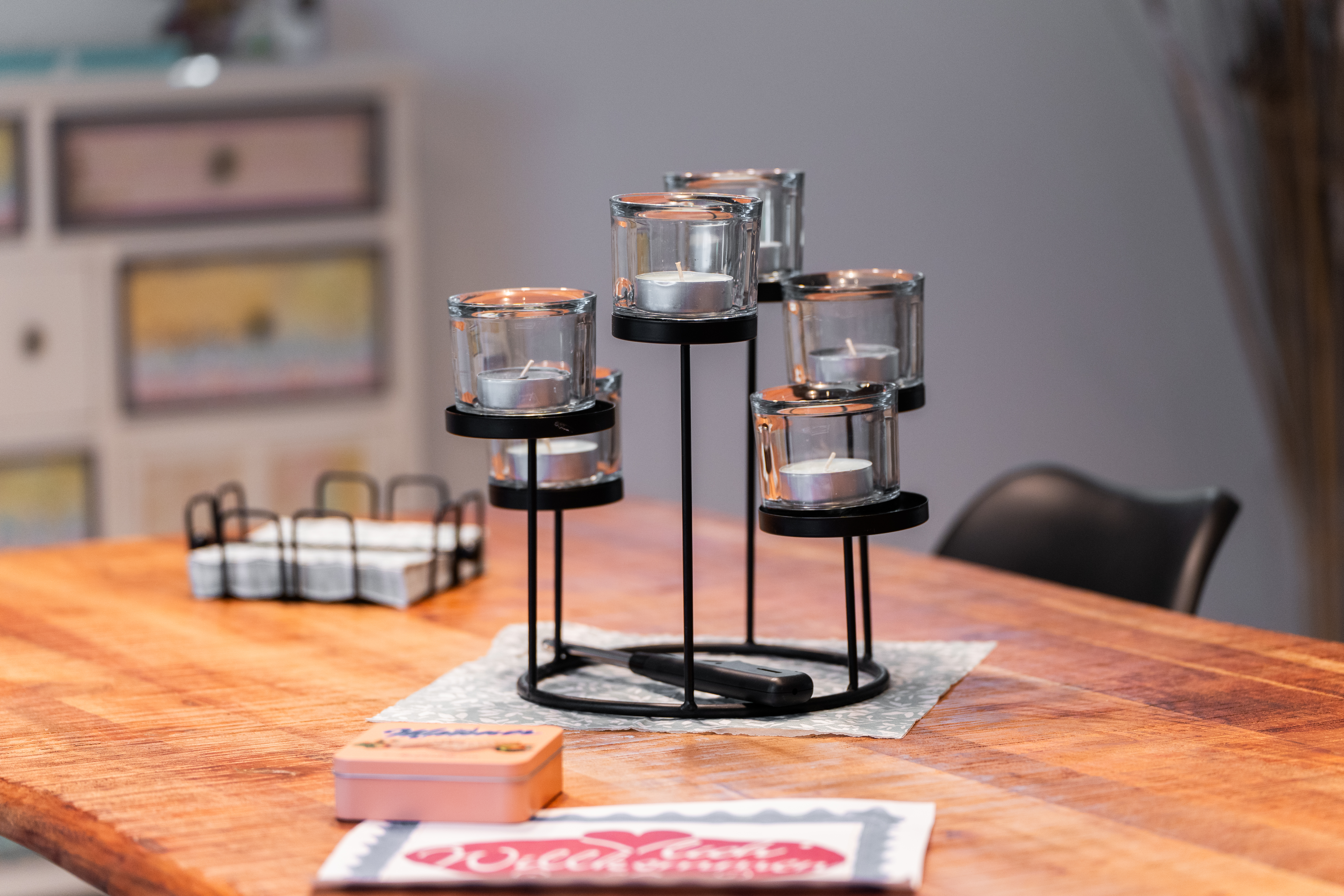 MonteurZimmer: Esstisch - Ferienwohnung am Wildbach bei Passau