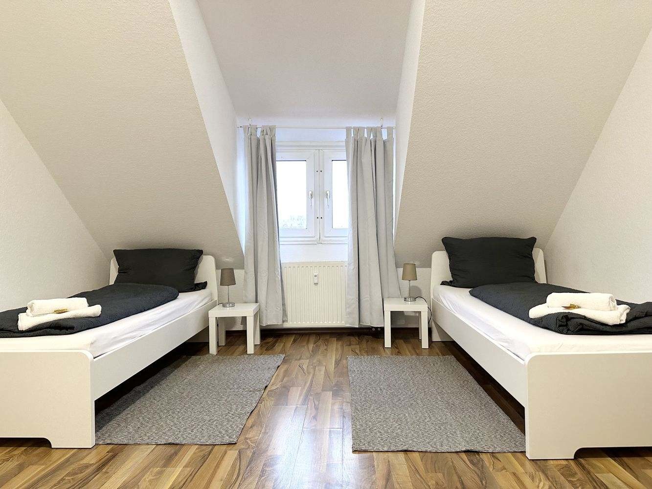 Monteur-Zimmer - Steinbach (Taunus) - HomeRent in Offenbach am Main und Umgebung