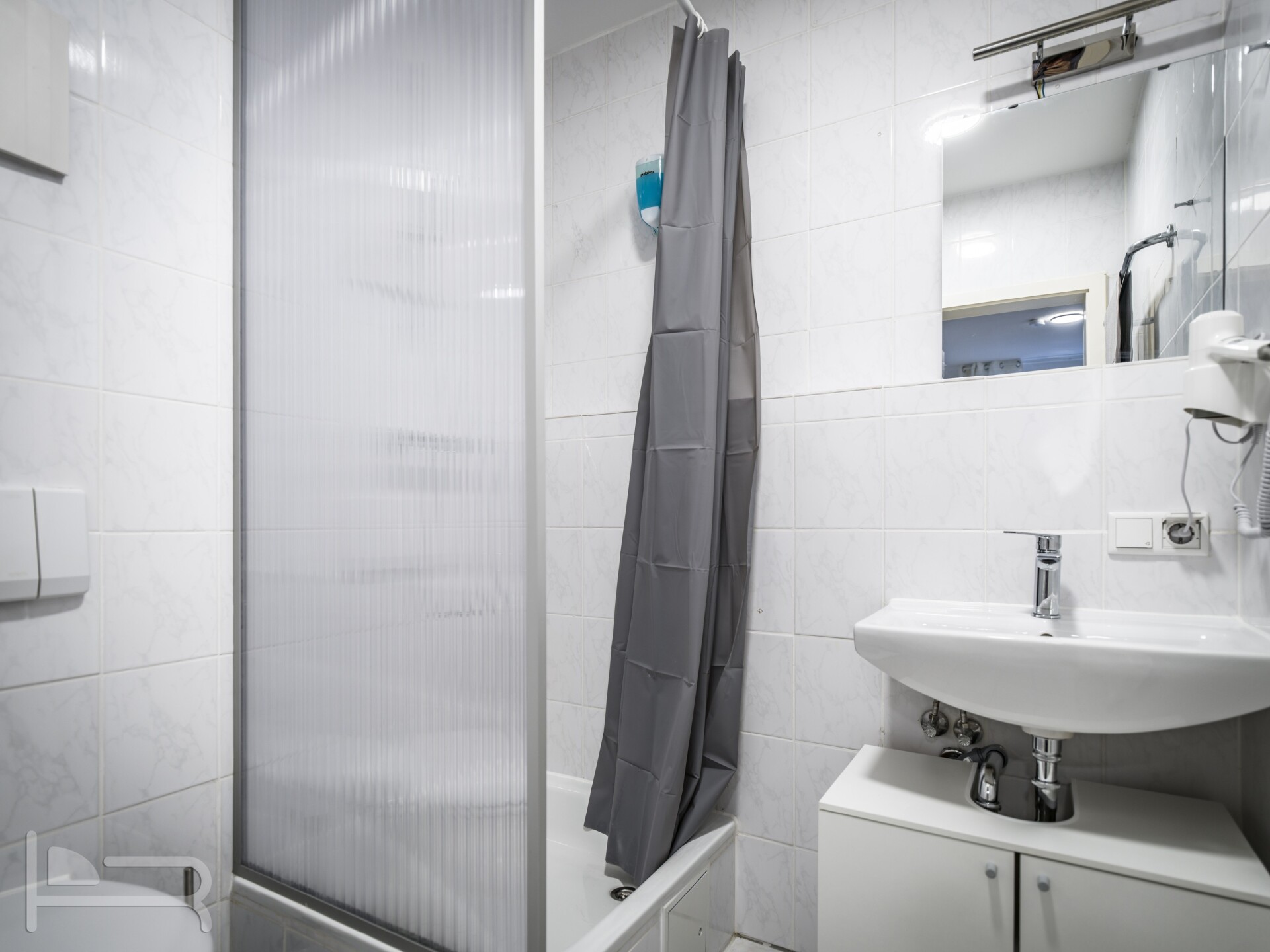 Monteur-Zimmer - Frankfurt am Main - Wohnungen in Frankfurt am Main, Offenbach, Bad Vilbel und Umgebung