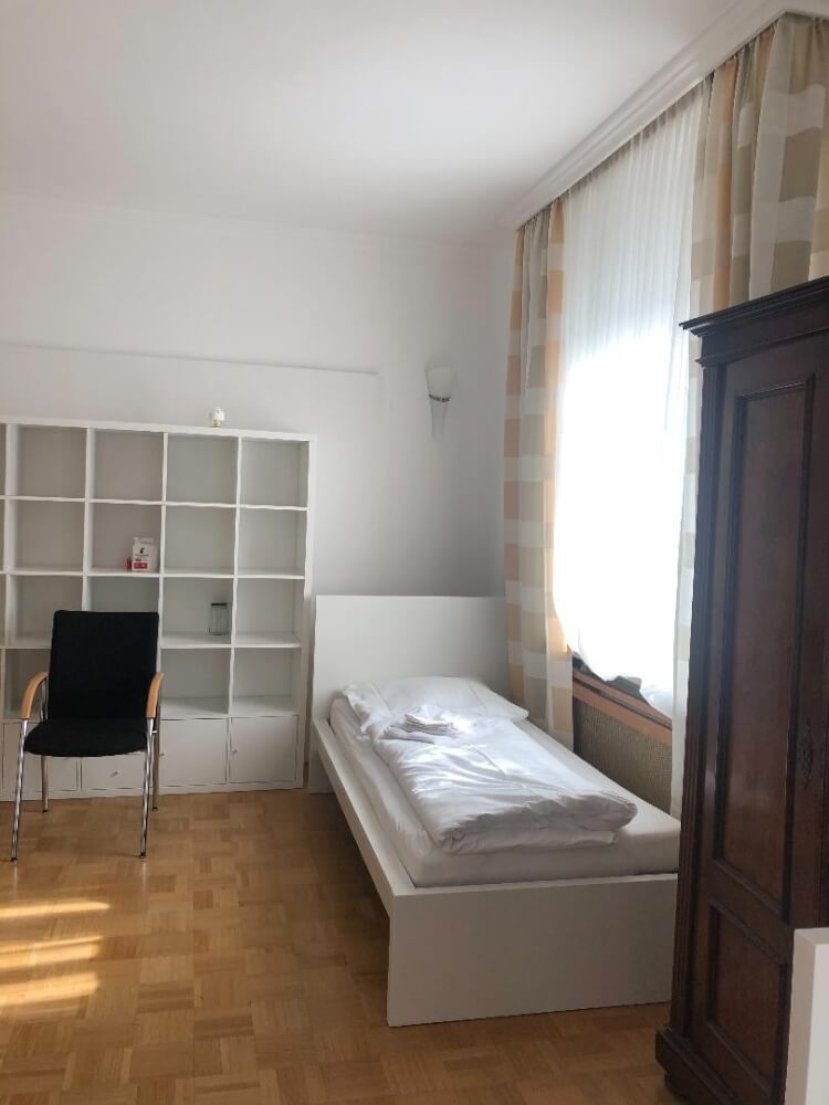 Monteur-Zimmer - Frankfurt am Main - Pension-Hotel for Rent -Hotel Isabella