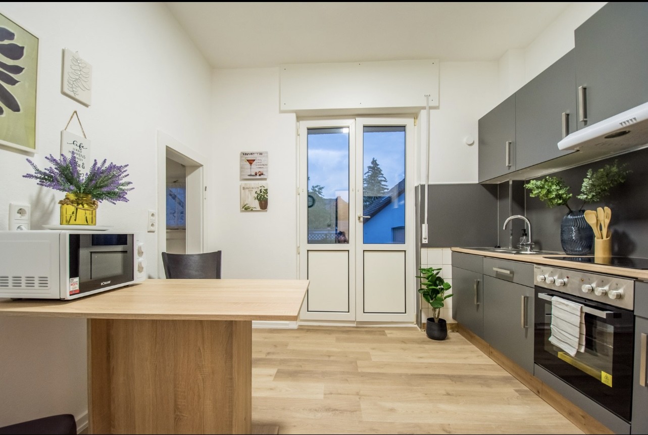 Monteur-Zimmer - Steinbach (Taunus) - Wohnungen in der Umgebung Offenbach / Frankfurt