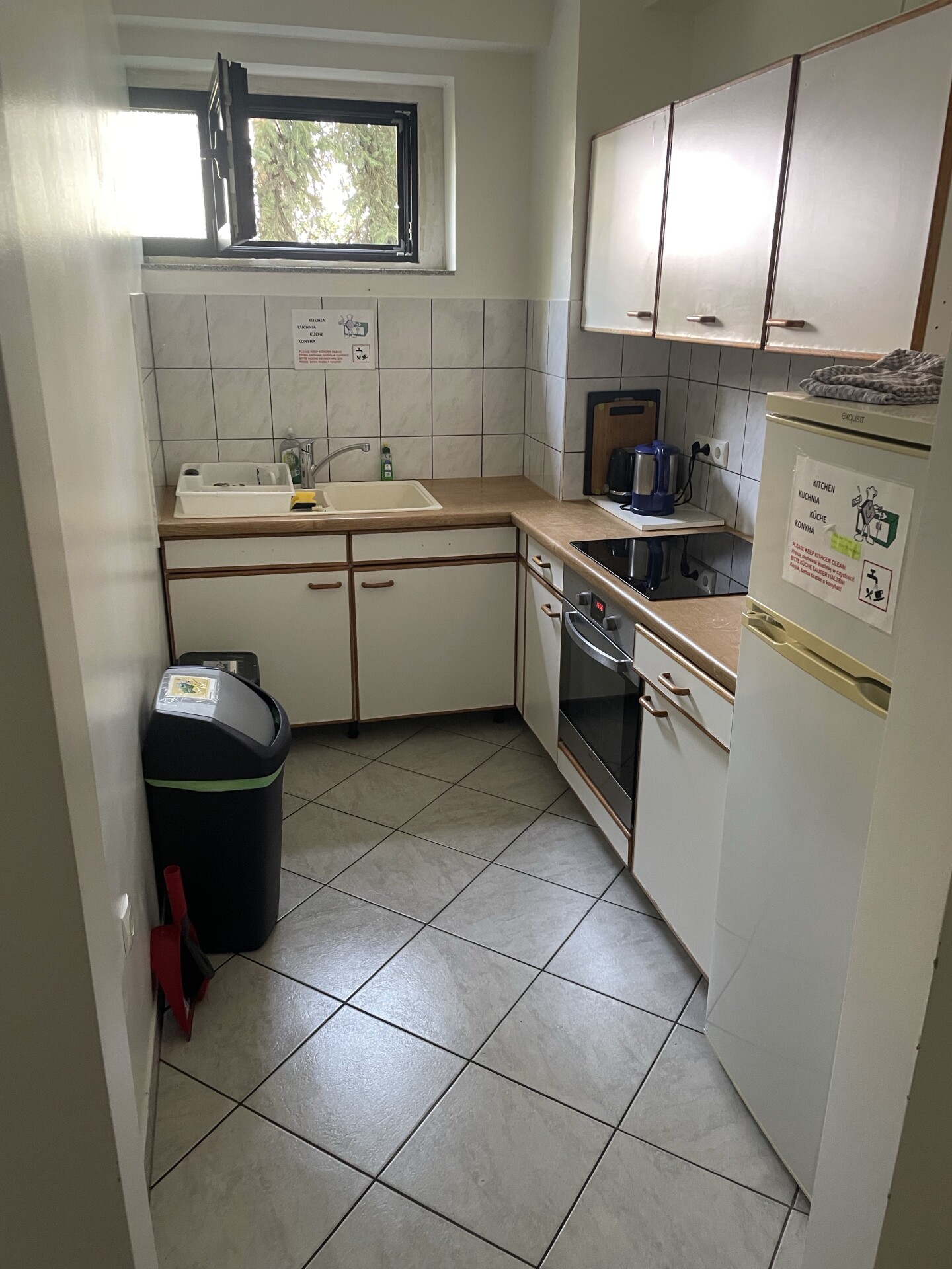 Monteur-Zimmer - Steinbach (Taunus) - BF-Wohnungsvermietung