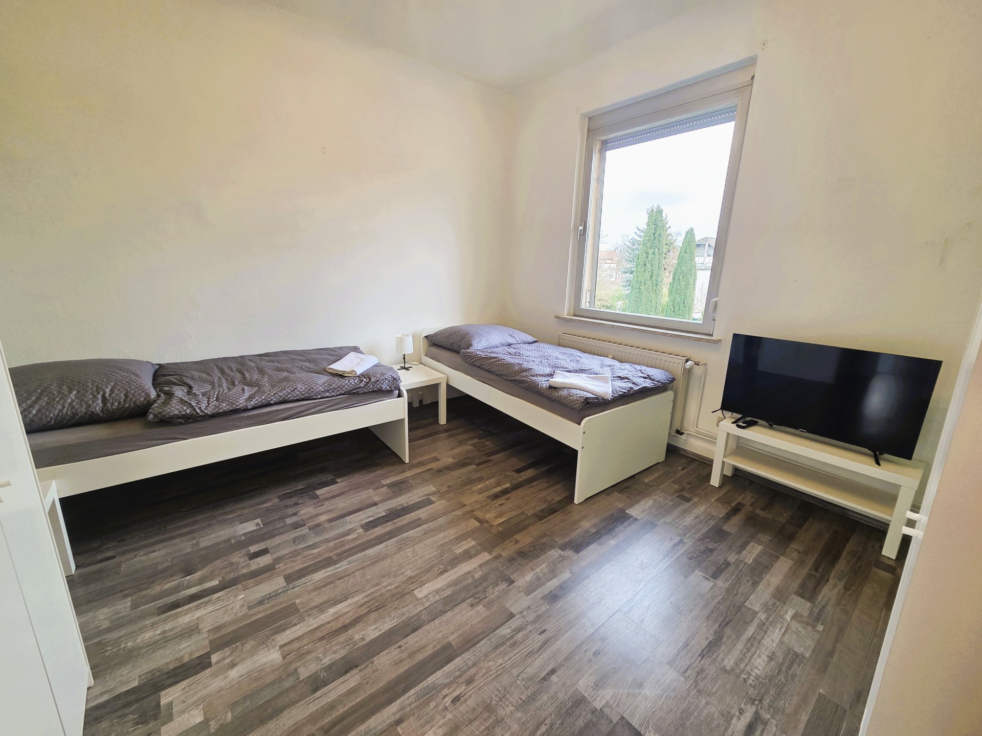 Monteur-Zimmer - Hattersheim - Wohnungen in Offenbach, Frankfurt, Hanau, Eschborn und Umgebung