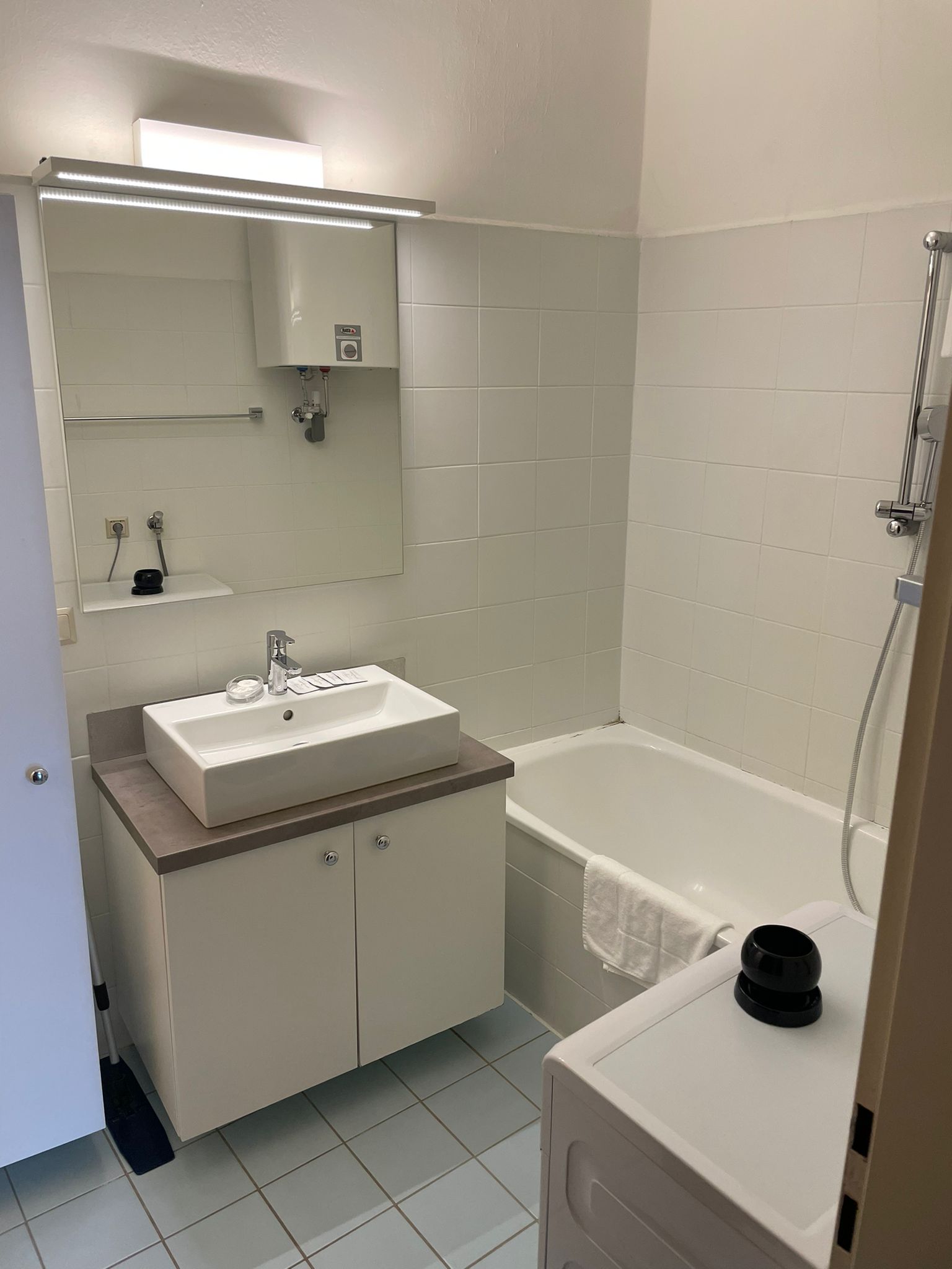 Monteur-Zimmer - Preis pro Nacht - Trebesing - Monteurzimmer Hauptplatz 11 Villach