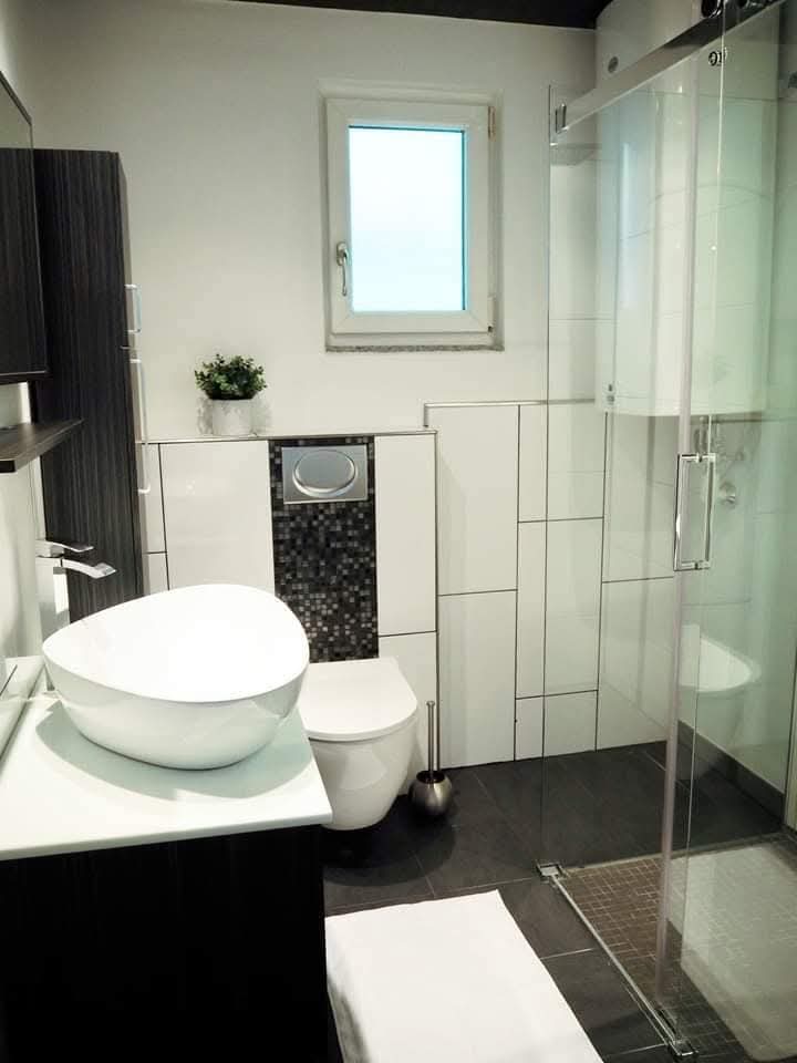 MonteurZimmer: Badezimmer Top 1 - Haus Sonnenschein