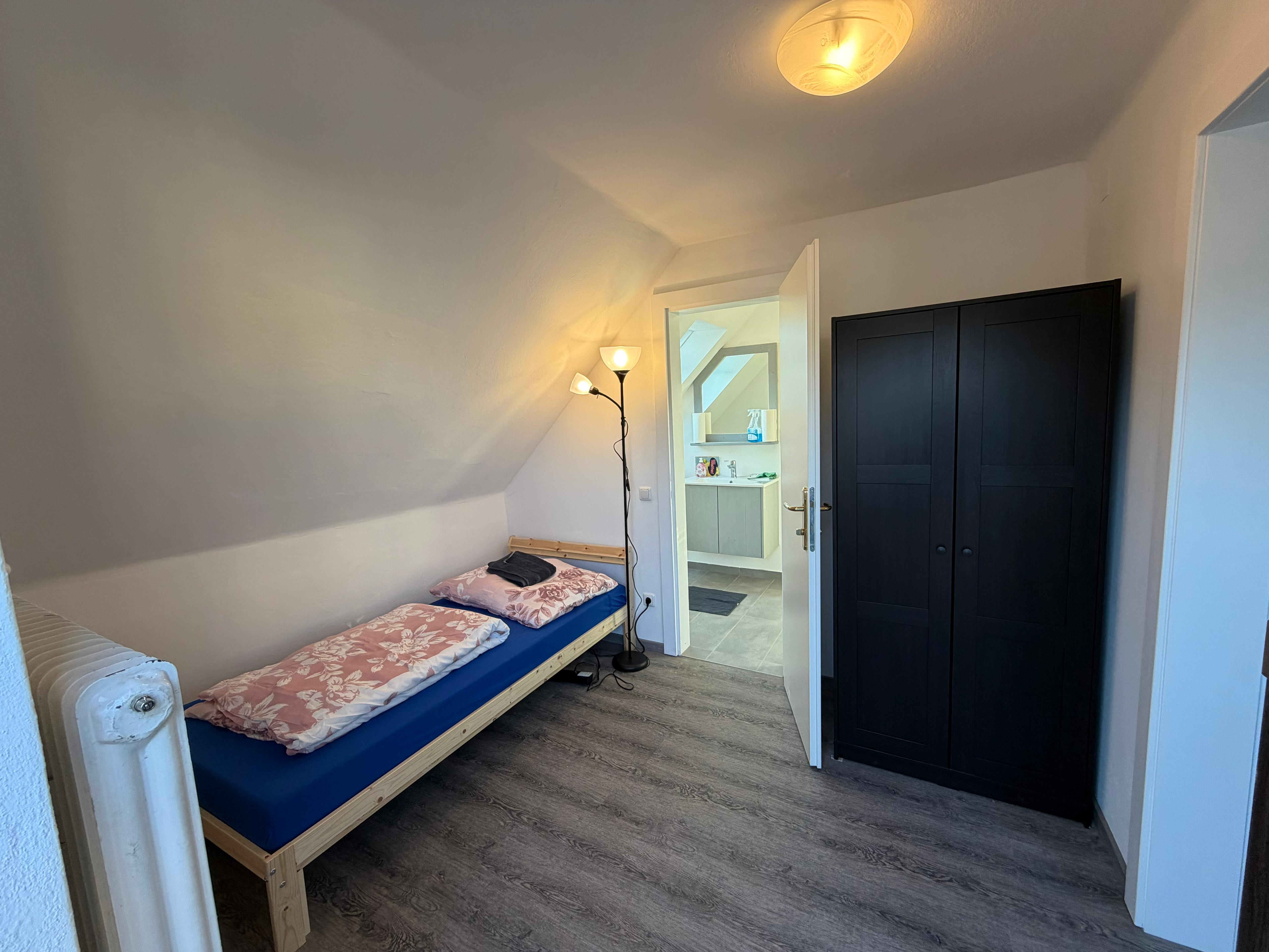 MonteurZimmer: Zimmer - Idyllisches Einfamilienhaus in Klagenfurt für Arbeiter oder Urlauber