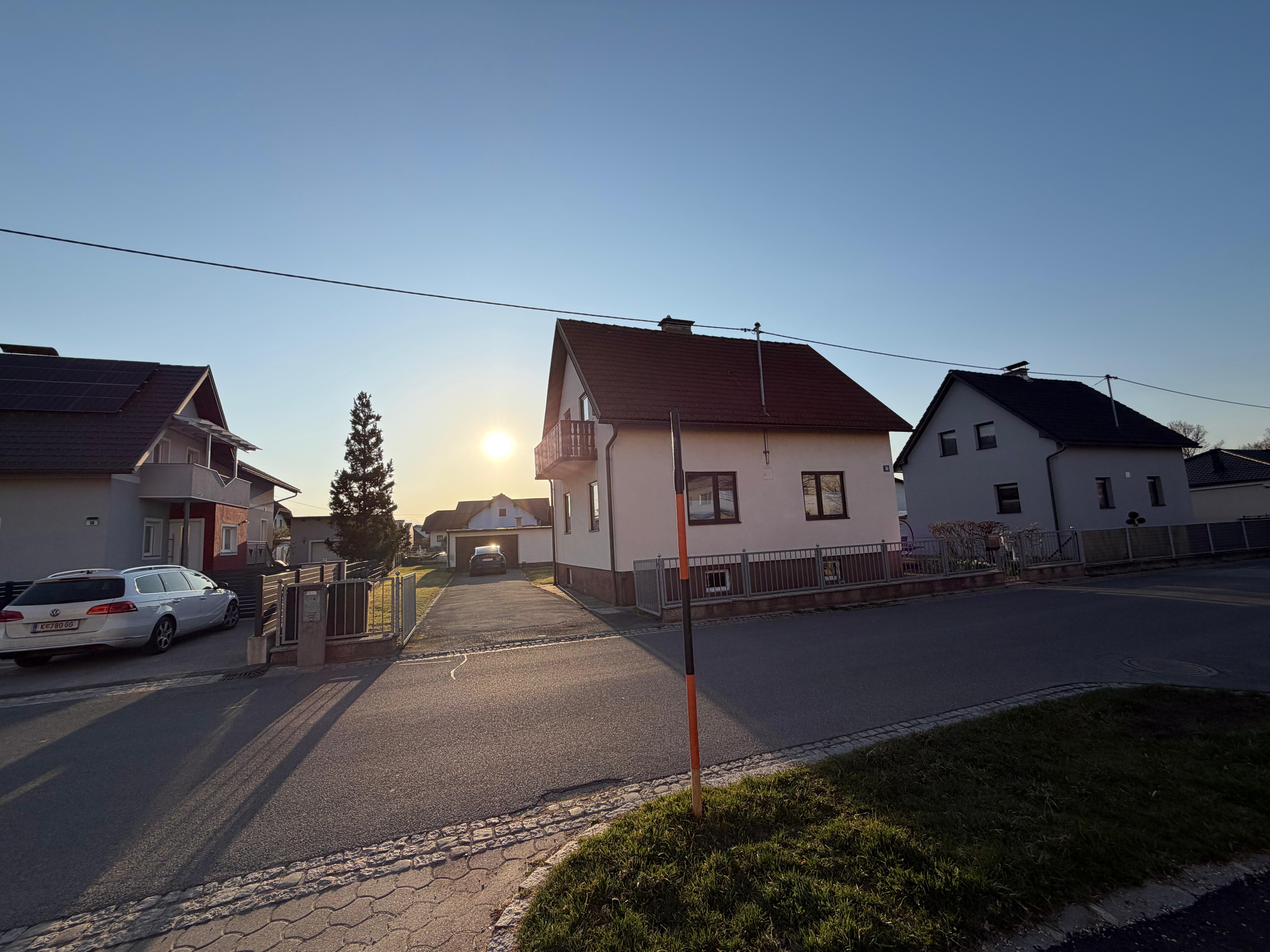 MonteurZimmer: Straße - Idyllisches Einfamilienhaus in Klagenfurt für Arbeiter oder Urlauber