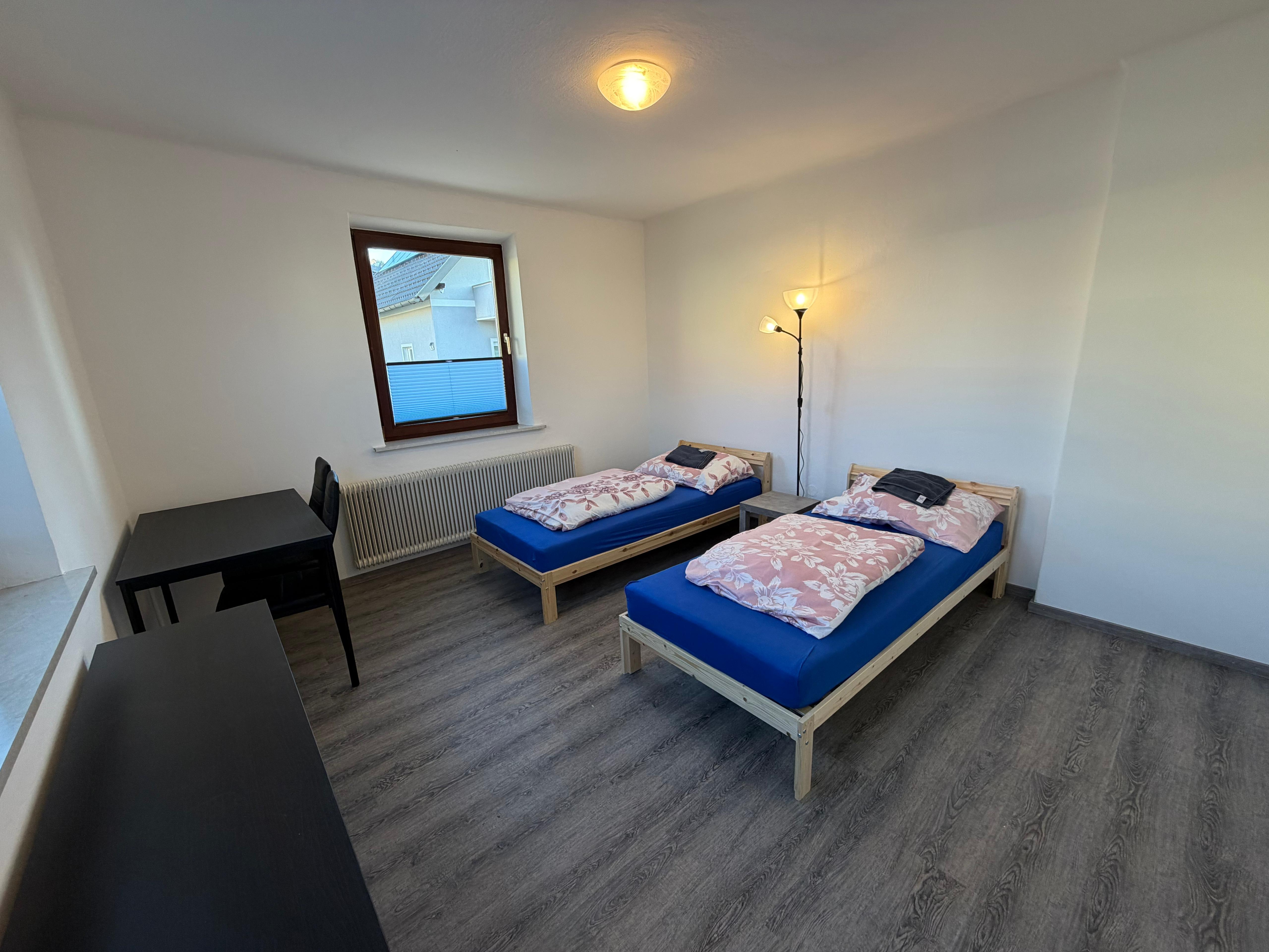 MonteurZimmer: Zimmer - Idyllisches Einfamilienhaus in Klagenfurt für Arbeiter oder Urlauber