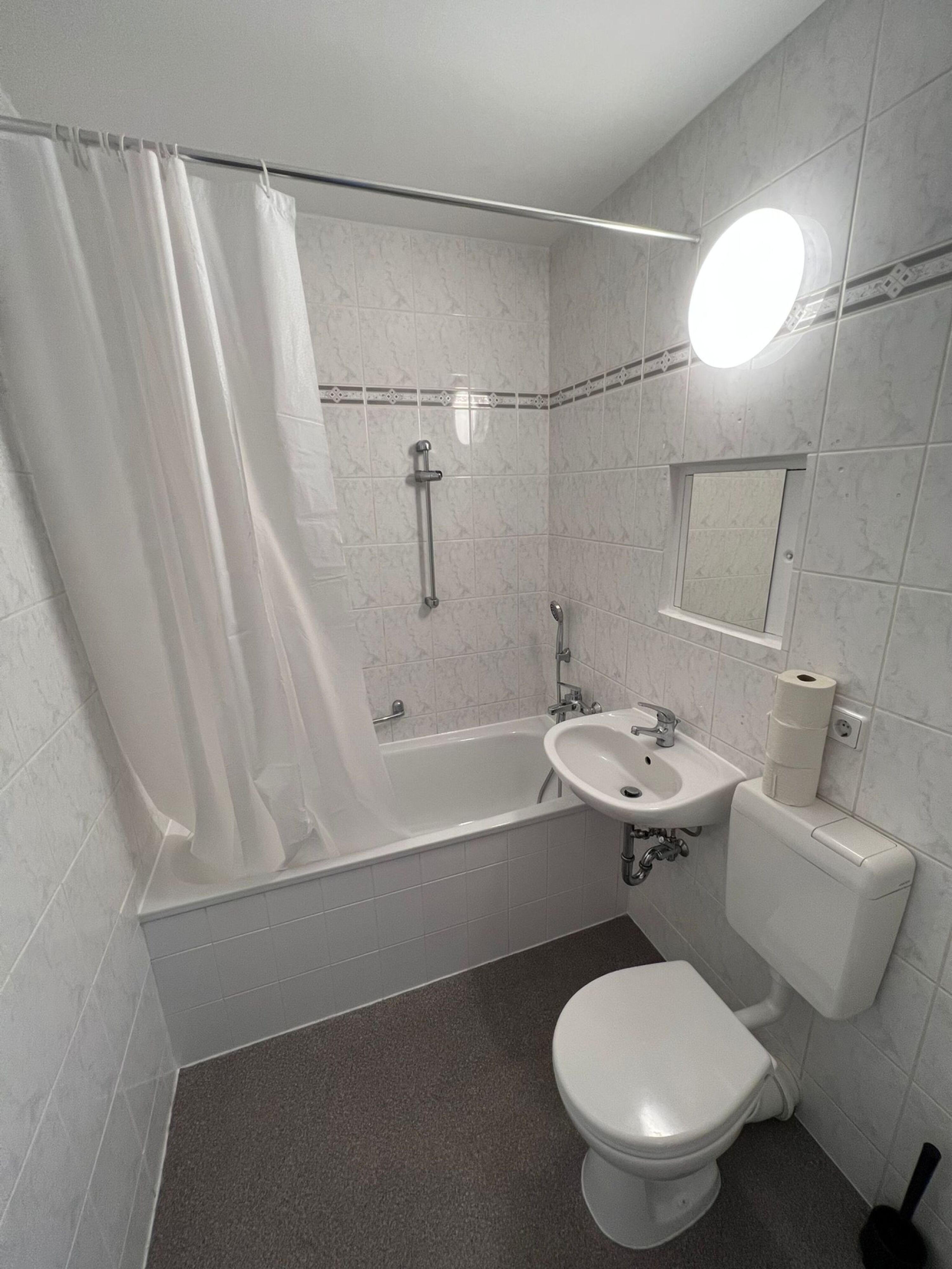 Monteur-Zimmer - Essen - Sie suchen , wir finden -Essen