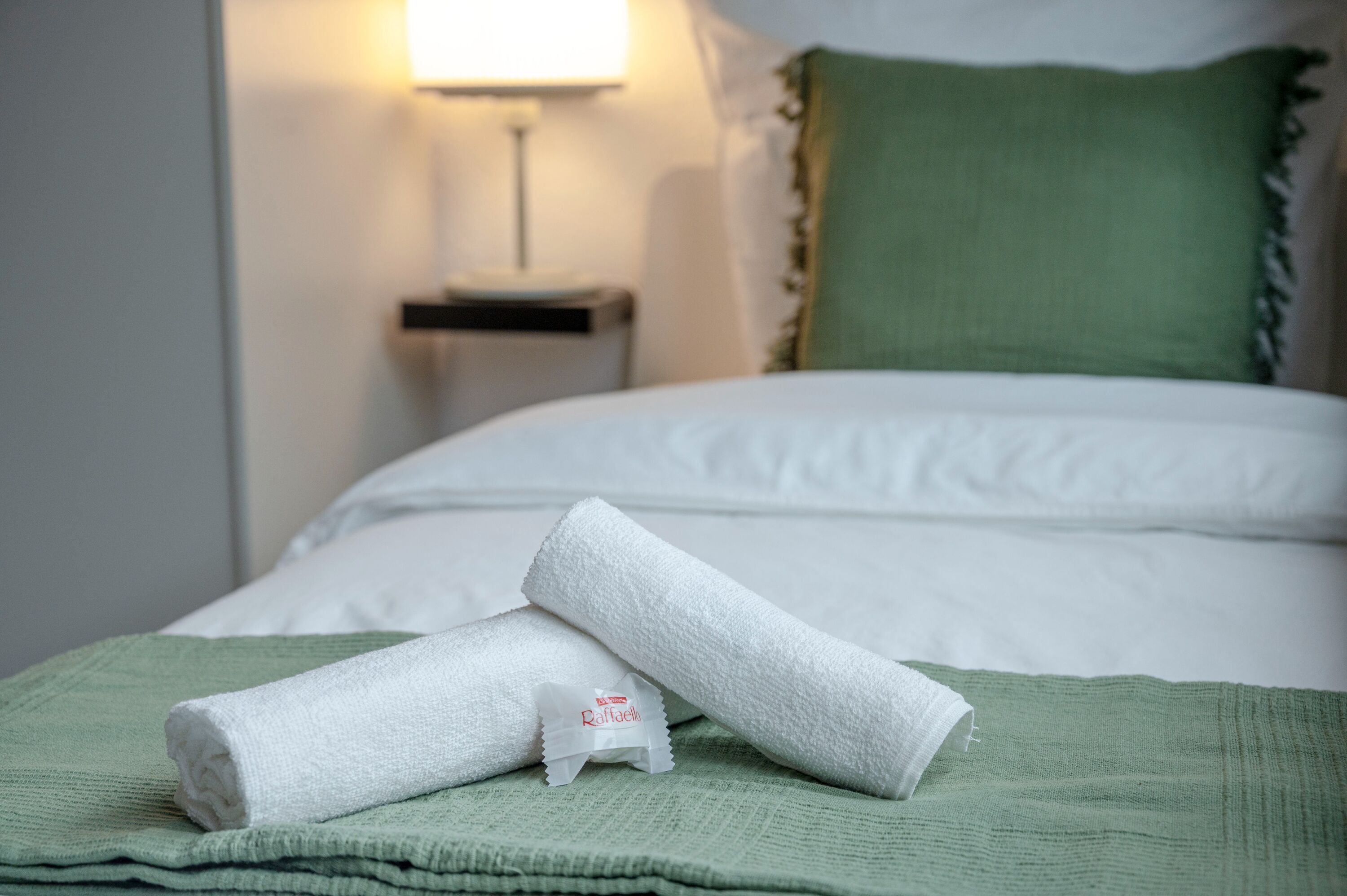 Monteur-Zimmer - Essen - SpaceStays Monteur Smart TV Küche Zentral!