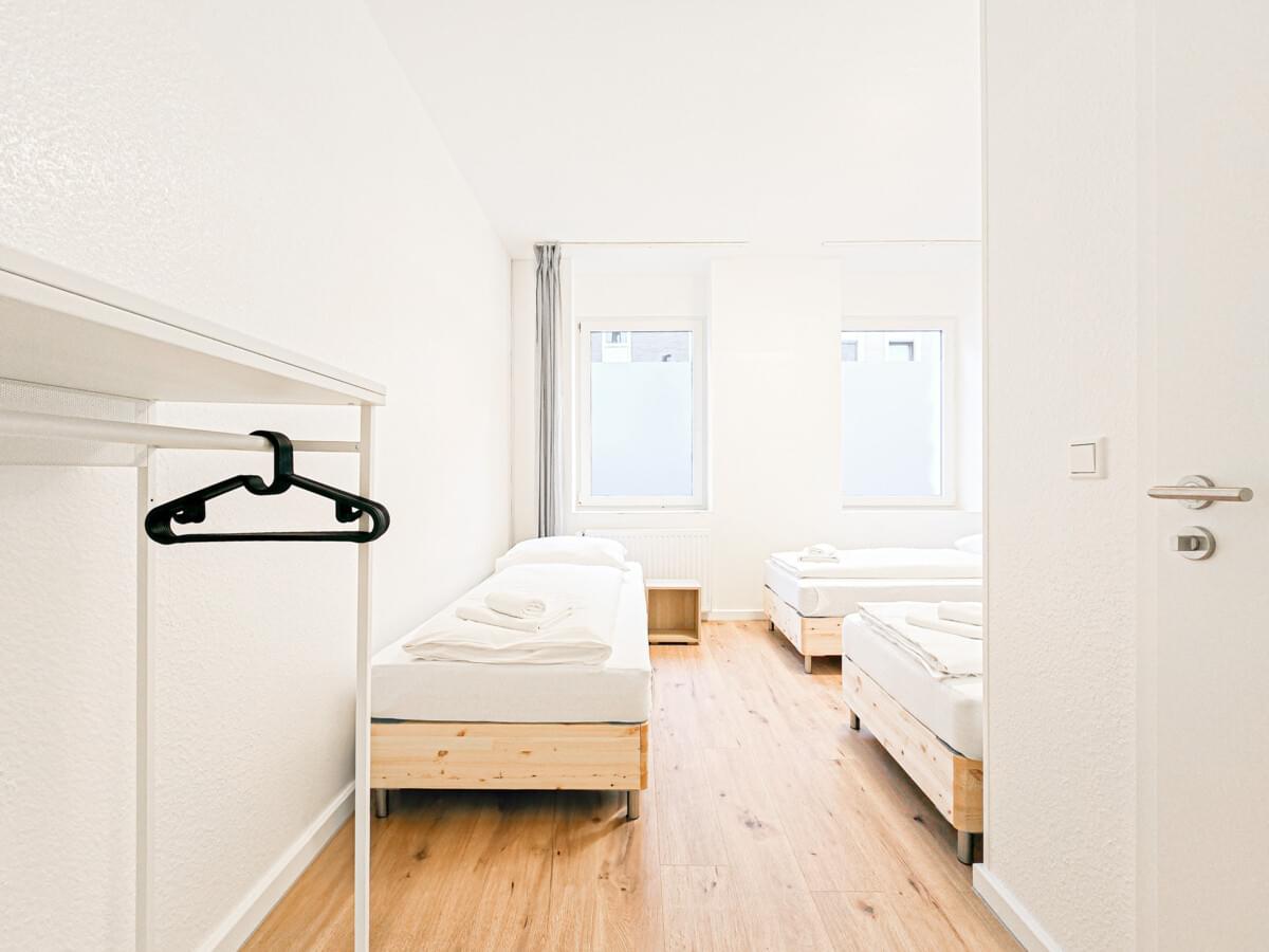 Monteur-Zimmer - Essen - Tolstov Apartments Monteurwohnungen - Jetzt die perfekte Monteurwohnung in Essen Anfragen – Komfort und Qualität