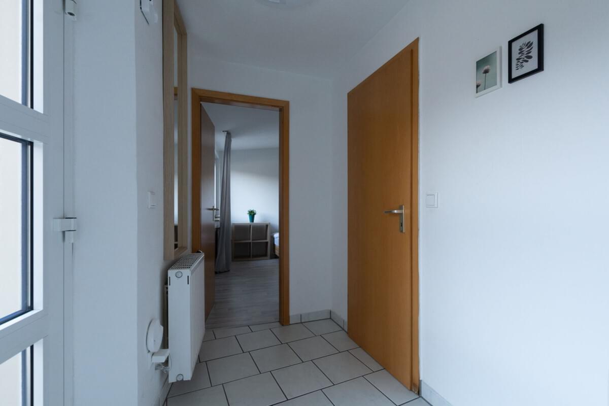 Monteur-Zimmer - Essen - Große benachbarte Monteurwohnungen für Gruppen / Teams