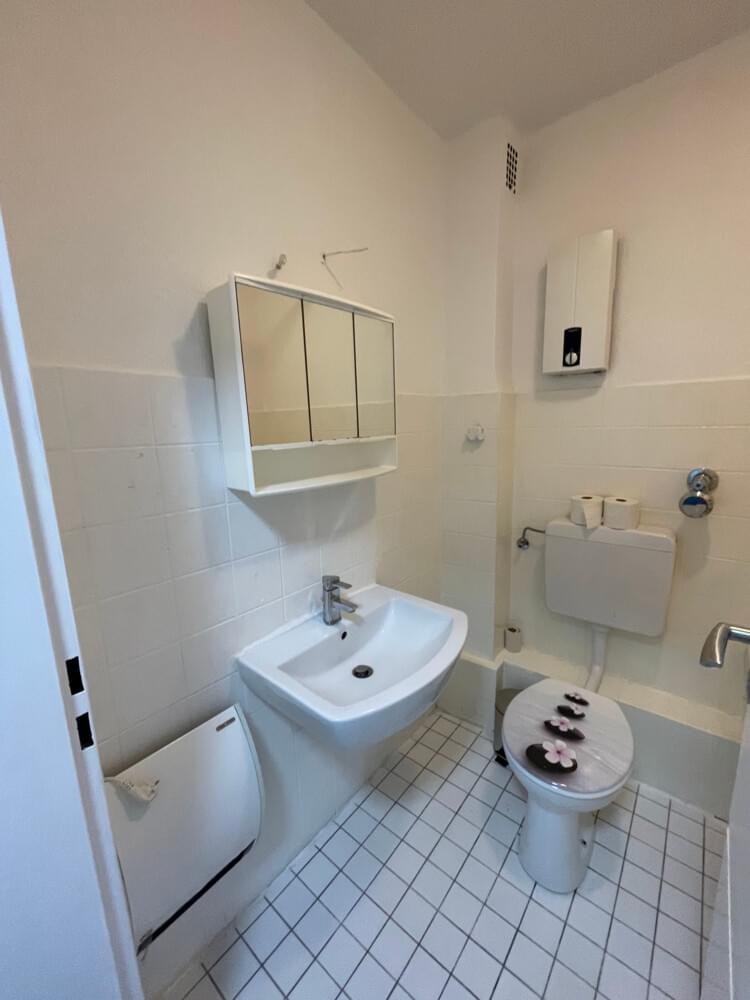 Monteur-Zimmer - Essen - 2-Zimmer-Monteurwohnung. MAX 6 Personen