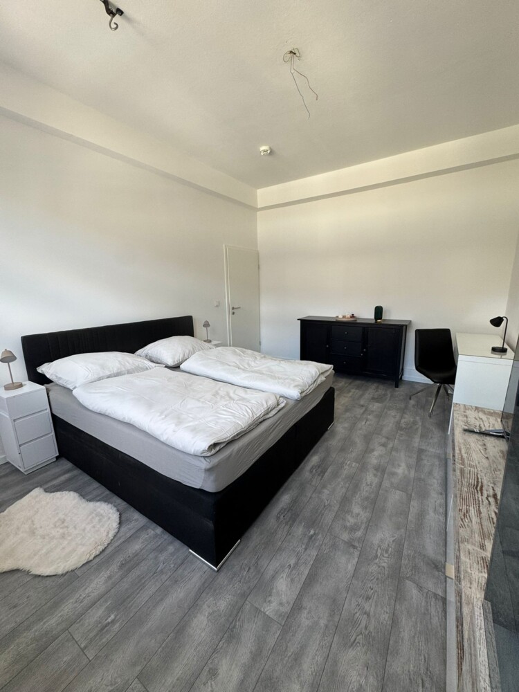 MonteurZimmer: Seibels SUITES - Schöne, Voll ausgestattete Wohnung mit 4SZ in Altenessen Mitte mit Parkplatz 9P