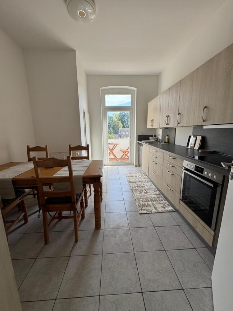 MonteurZimmer: Seibels SUITES - Schöne, Voll ausgestattete Wohnung mit 4SZ in Altenessen Mitte mit Parkplatz 9P