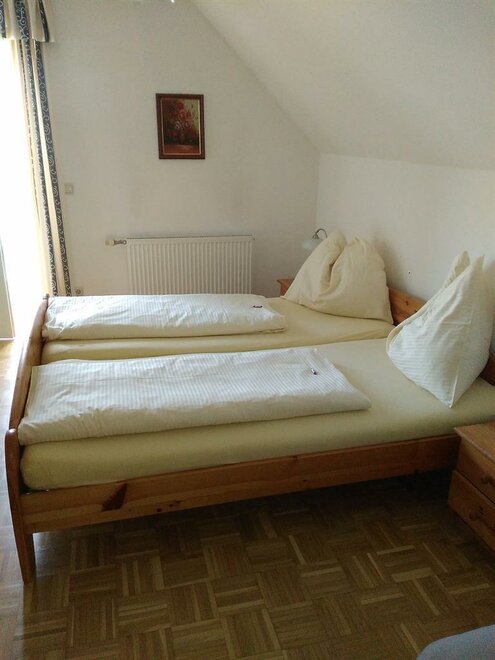 Monteur-Zimmer - Preis pro Nacht - Feldkirchen bei Graz - Gästehaus Christa