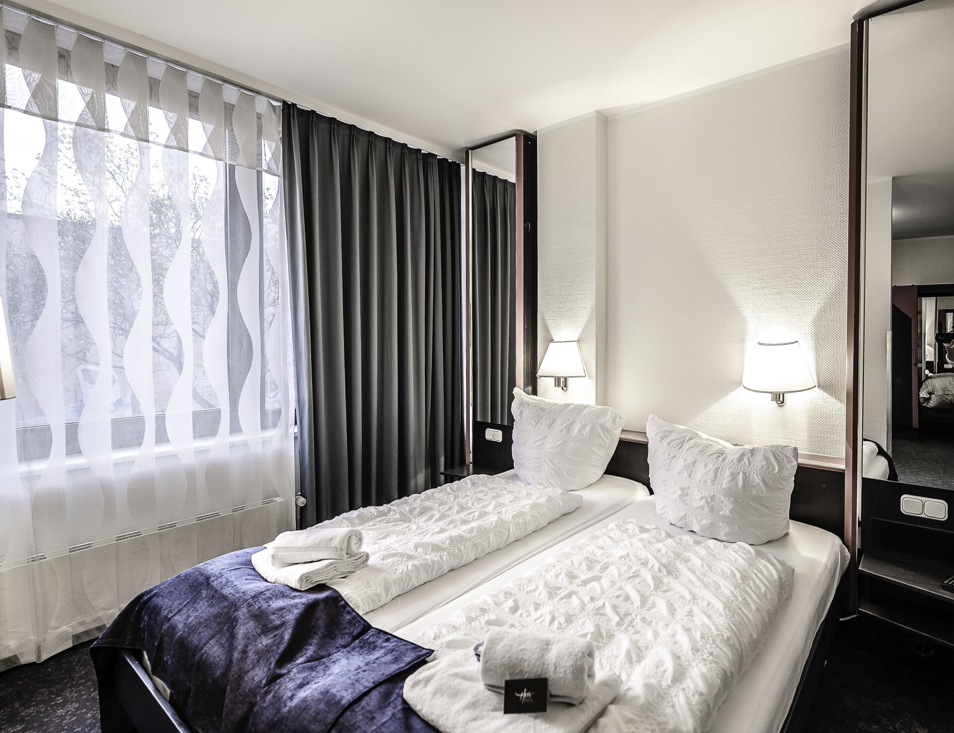 Monteur-Zimmer - Düsseldorf - **Mirage Rooms - Für Monteure und Langzeitmieter in Neuss**