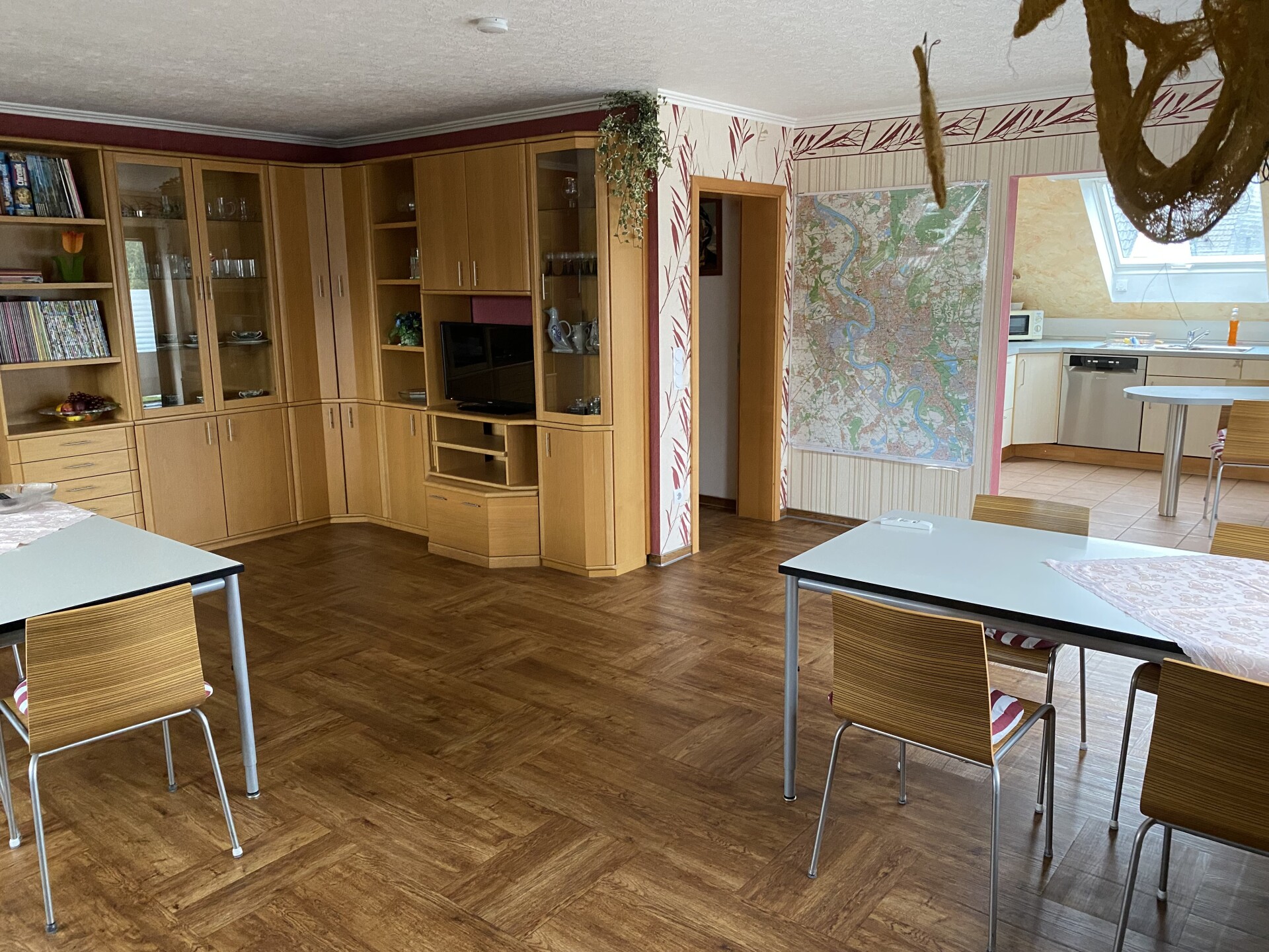 Monteur-Zimmer - Düsseldorf - Monteurzimmer Leusch, gerdaleusch@t-online.de