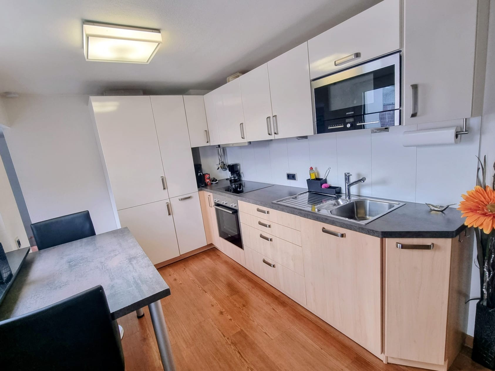 Monteur-Zimmer - Düsseldorf - Strabon Haus Freistehendes Einfamilienhaus