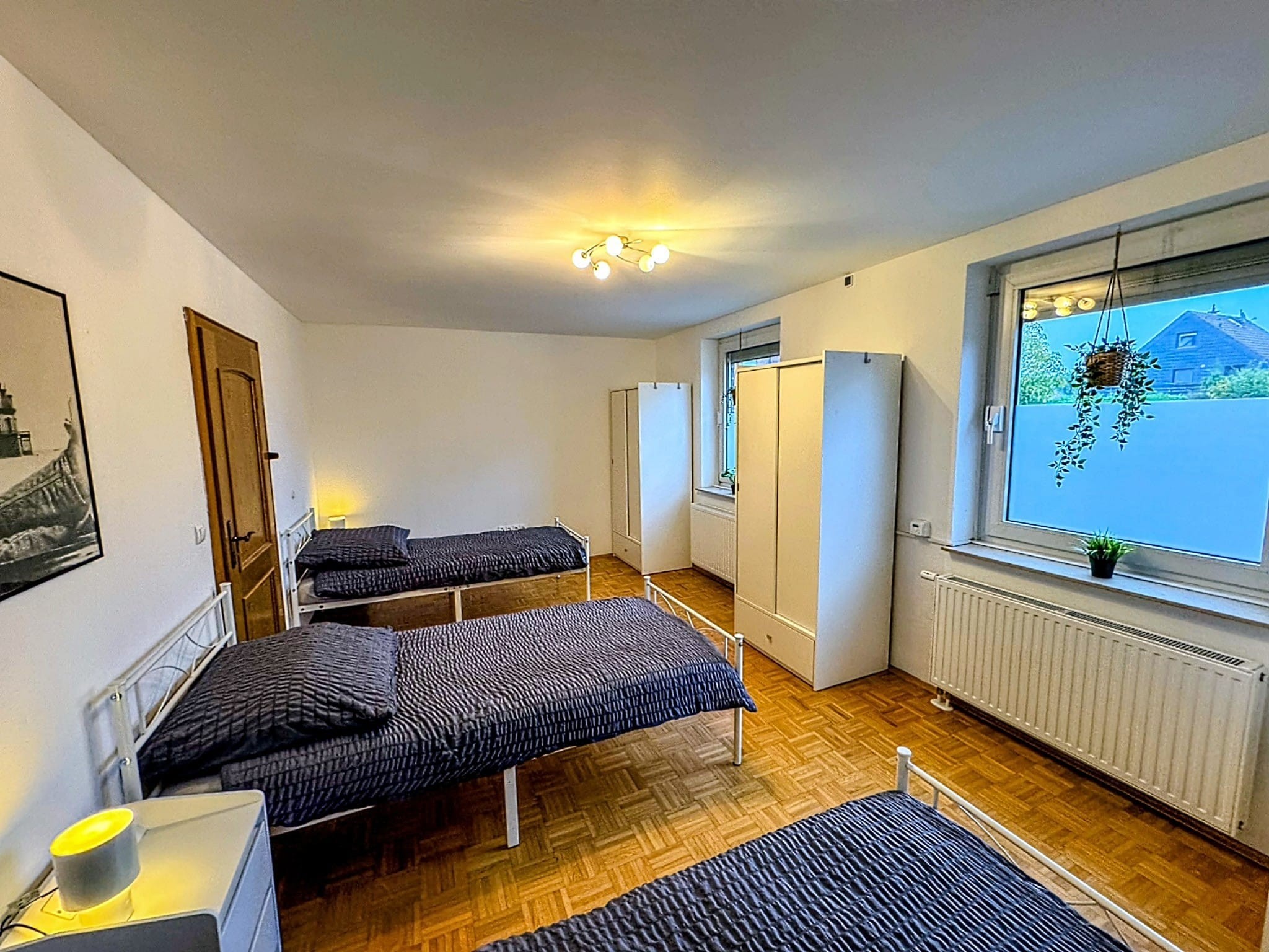 Monteur-Zimmer - Düsseldorf - Strabon Haus Freistehendes Einfamilienhaus