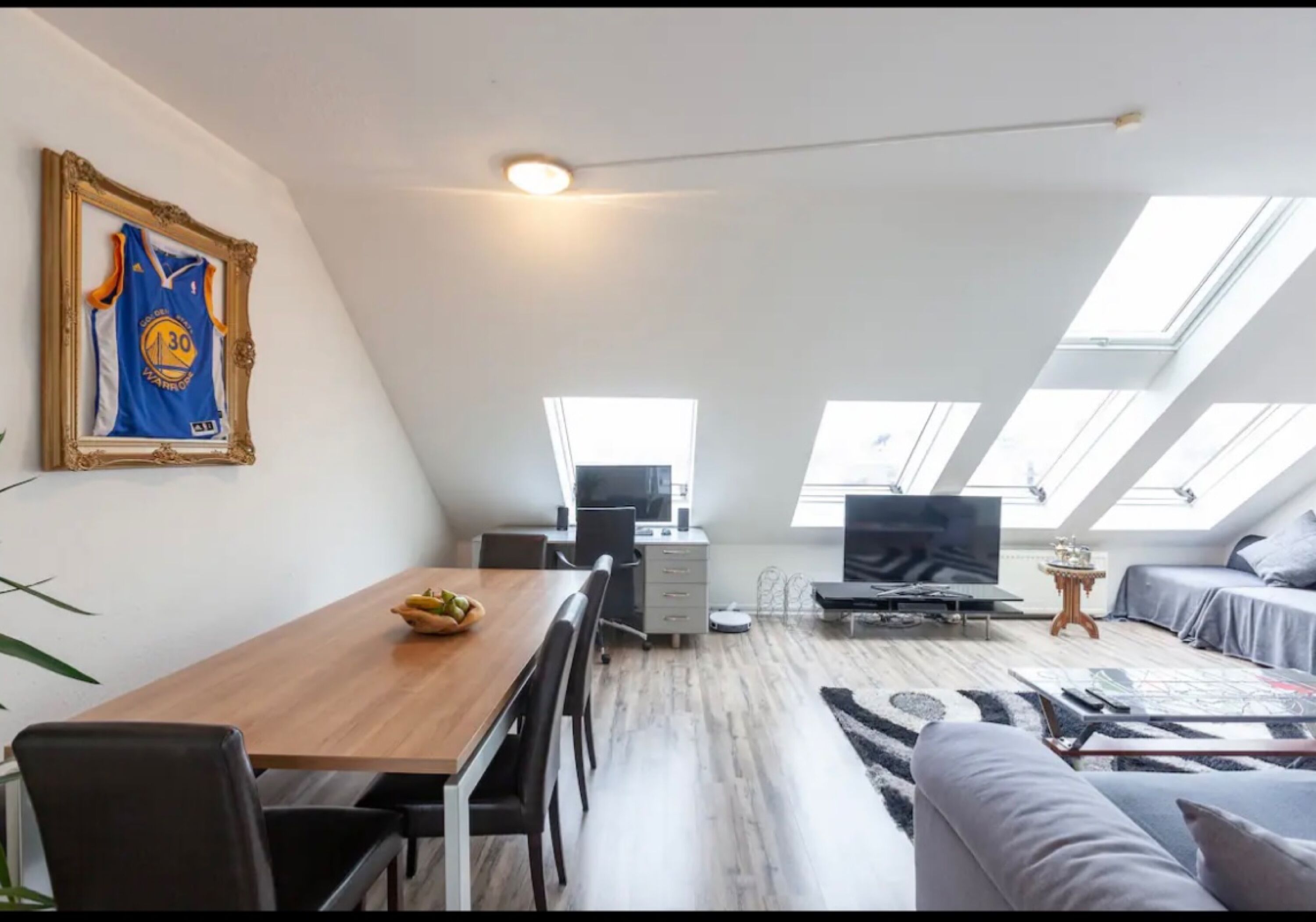 Monteur-Zimmer - Düsseldorf - Wohnung Jozic