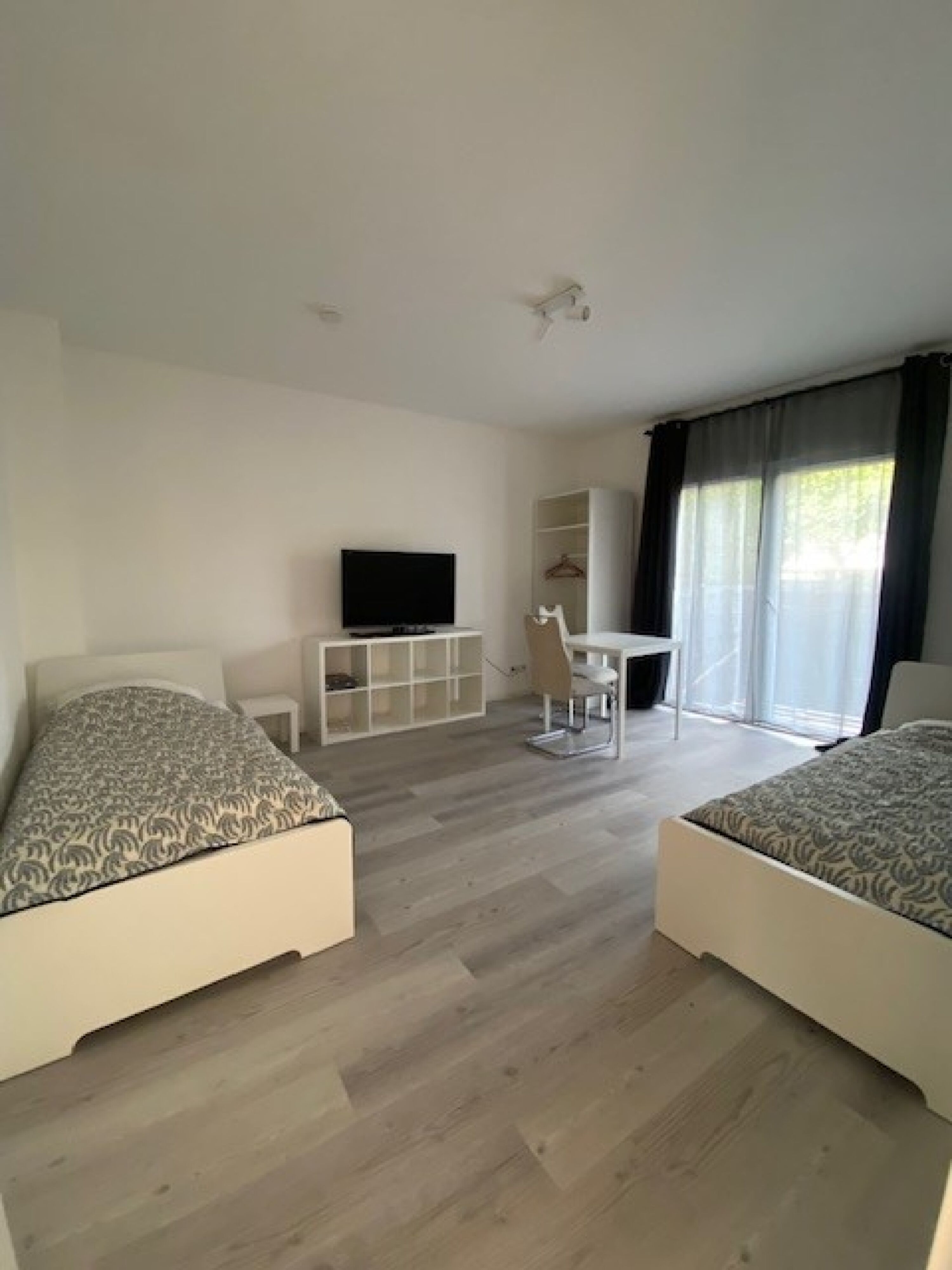 Monteur-Zimmer - Düsseldorf - Helle WG-Zimmer