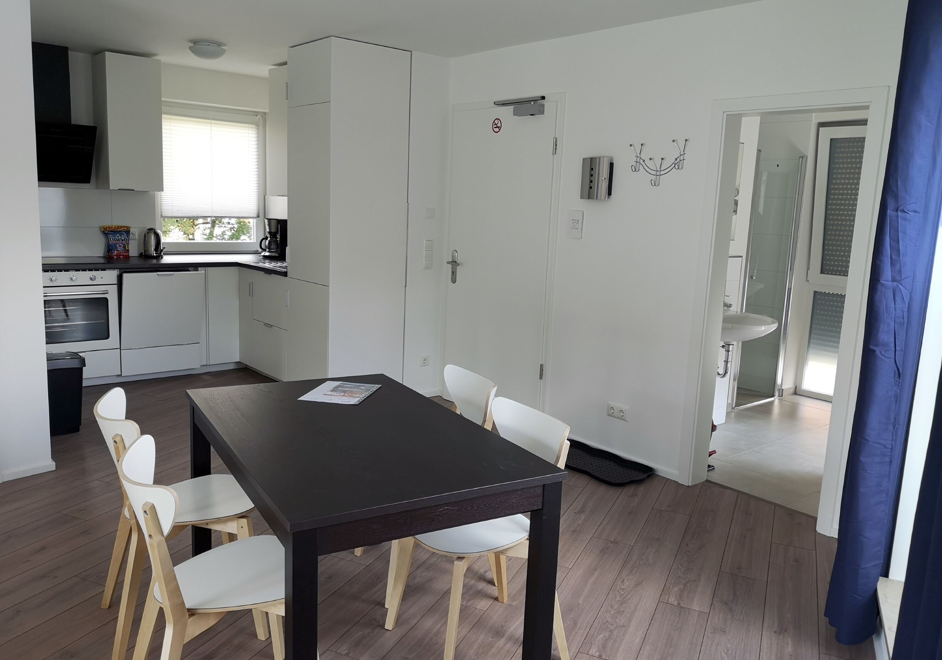 Monteur-Zimmer - Düsseldorf - Top ausgestattete Unterkünfte mit Internet und Waschmaschine