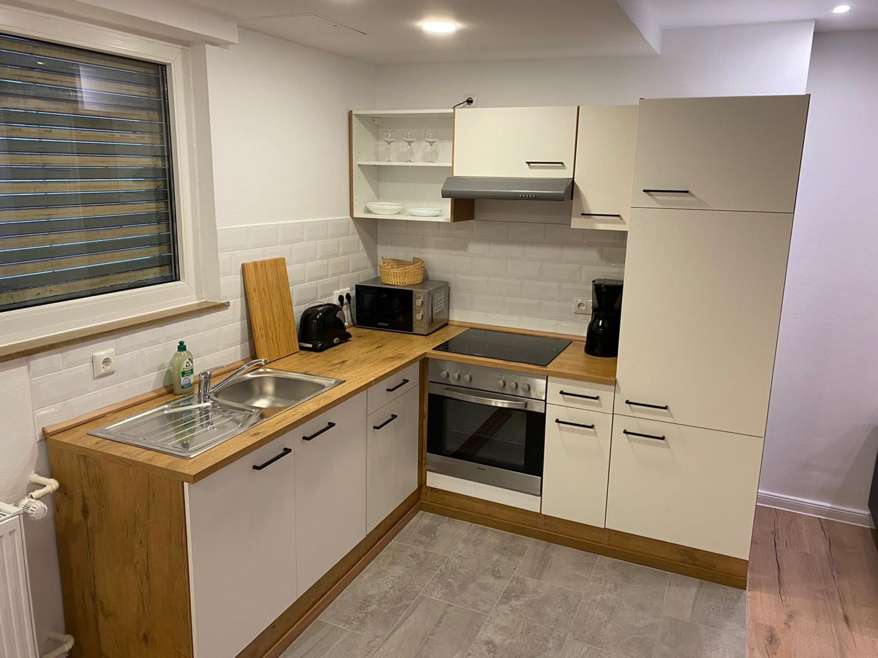 Monteur-Zimmer - Düsseldorf - interaktiv . Appartements in Ratingen - Düsseldorfer Str. 70