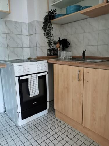 Monteur-Zimmer - Düsseldorf - ab 16,00 € / Herz International (Düsseldorf) / 20 Per. maximal