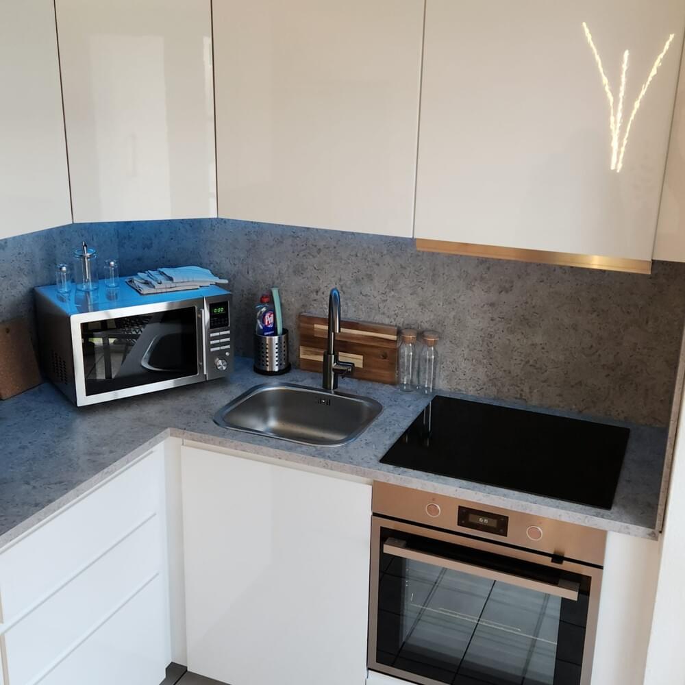 Monteur-Zimmer - Düsseldorf - Eigentumswohnung 2 Zimmer Küche, Diele, Bad, Garten