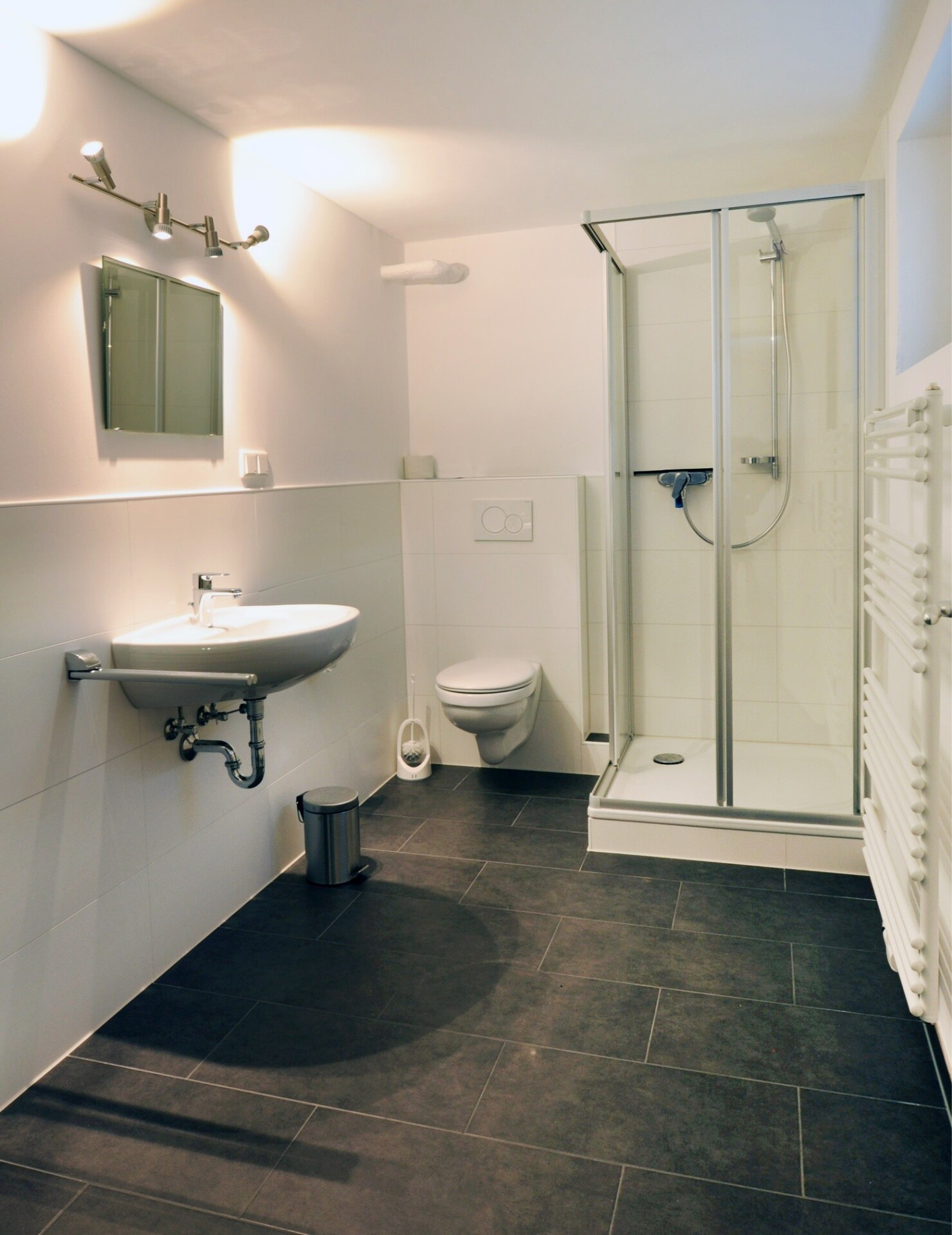 Monteur-Zimmer - Düsseldorf - Gästehaus Jahns in 40468 Düsseldorf