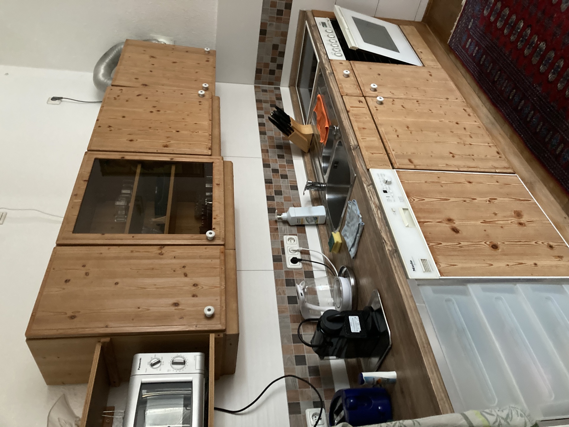 Monteur-Zimmer - Düsseldorf - Picerno-Unterkunft in 40233 Düsseldorf