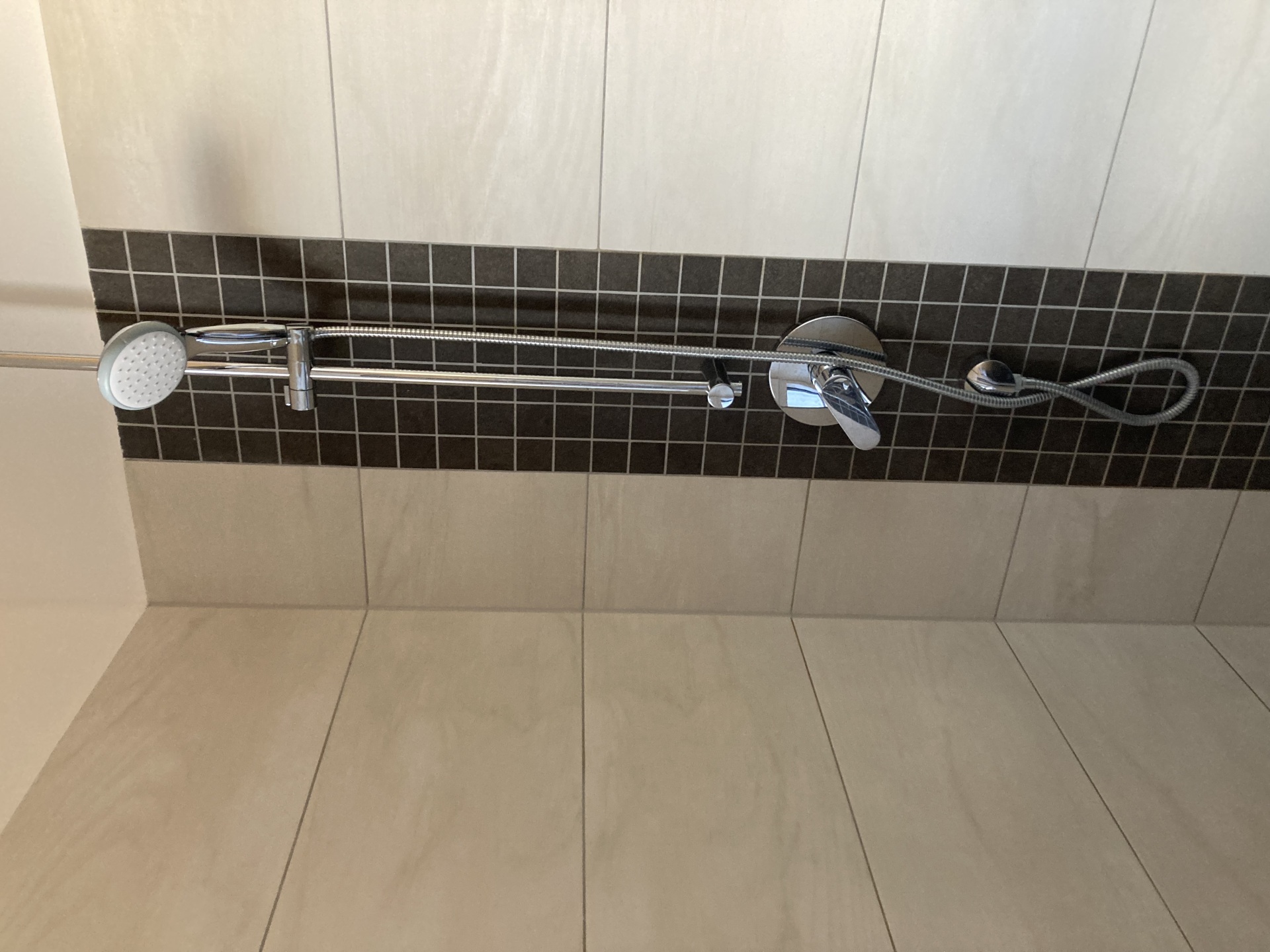 Monteur-Zimmer - Düsseldorf - Picerno-Unterkunft in 40233 Düsseldorf