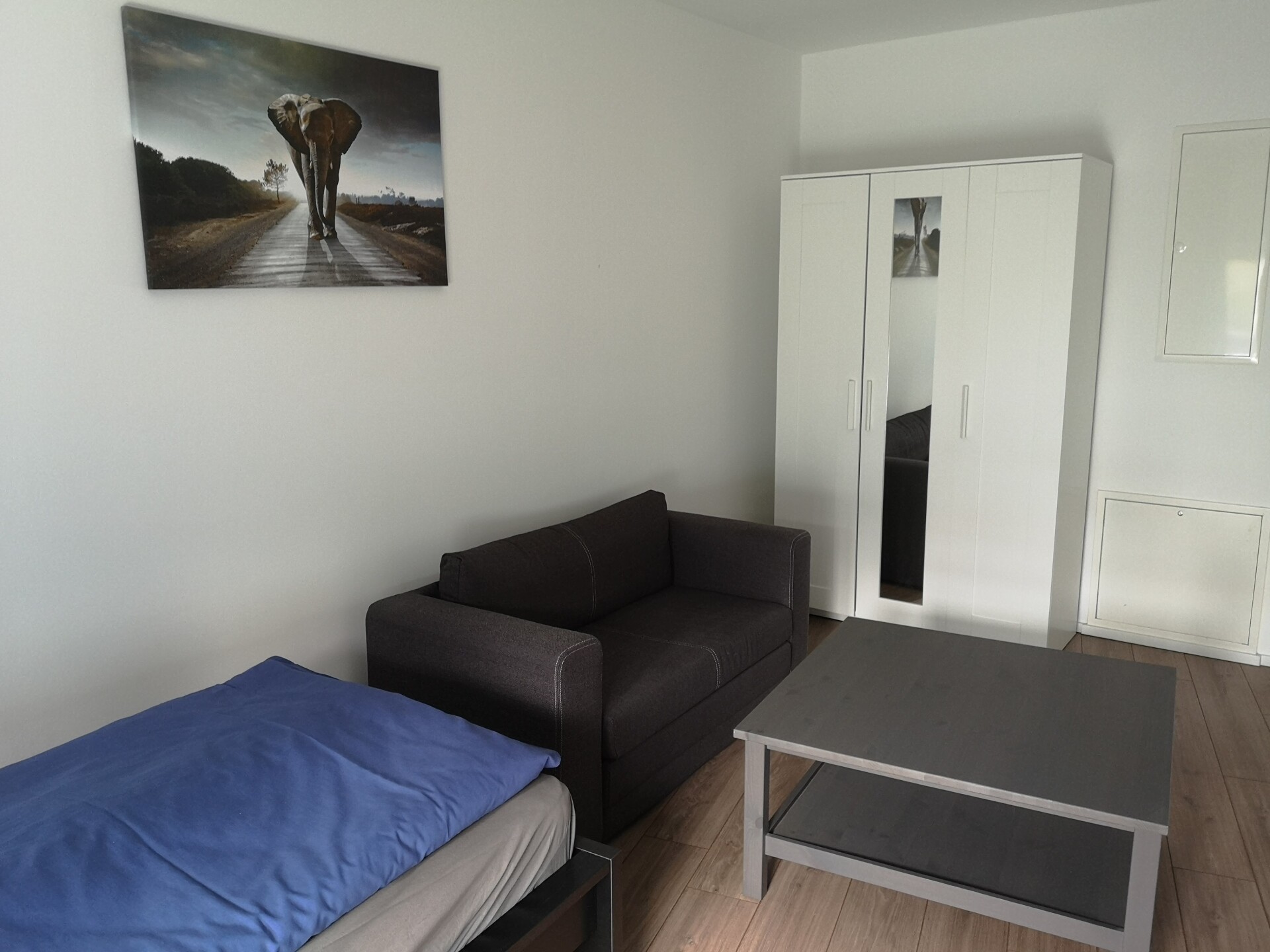 Monteur-Zimmer - Düsseldorf - Top ausgestattete Unterkünfte inkl. WLAN und Waschmaschine in 40213 Düsseldorf