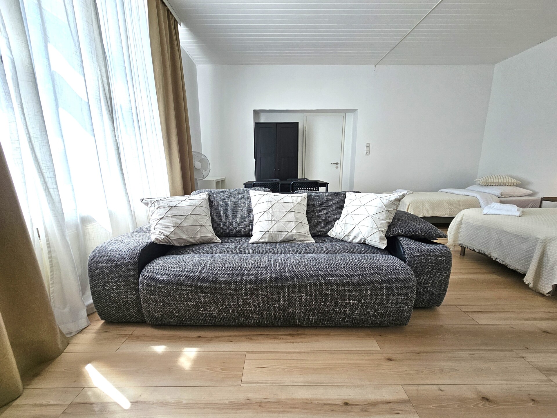 Monteur-Zimmer - Düsseldorf - Apartments und Hotelzimmer in Düsseldorf, Neuss, Meerbusch in 40213 Düsseldorf