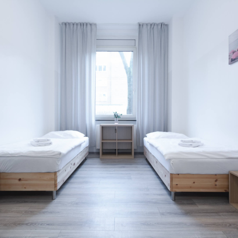 MonteurZimmer: T & K Monteurwohnungen - "Monteurunterkunft Düsseldorf – Zentral, modern und komfortabel