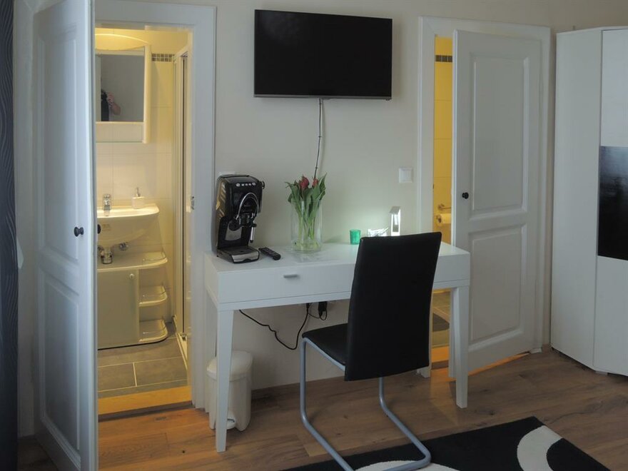 MonteurZimmer: Das Alte Zinshaus