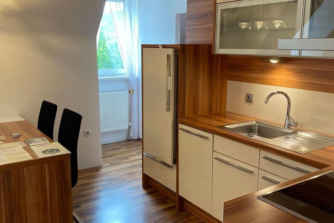 MonteurZimmer: Ferienwohnung Pervan Linz