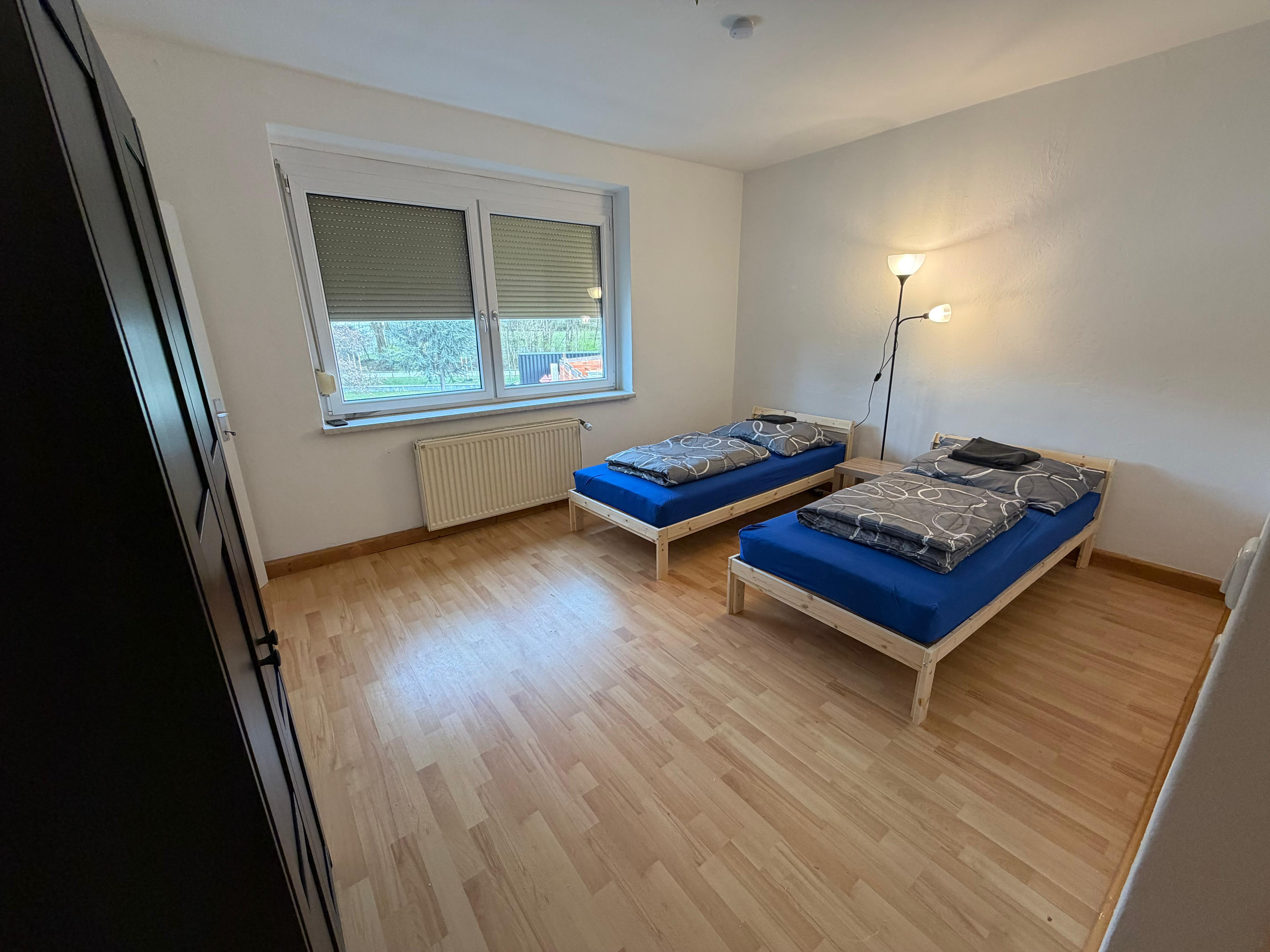 MonteurZimmer: Schlafzimmer - Monteur-Arbeiter Wohnung in Gewerbe-und Industriegebiet Nähe