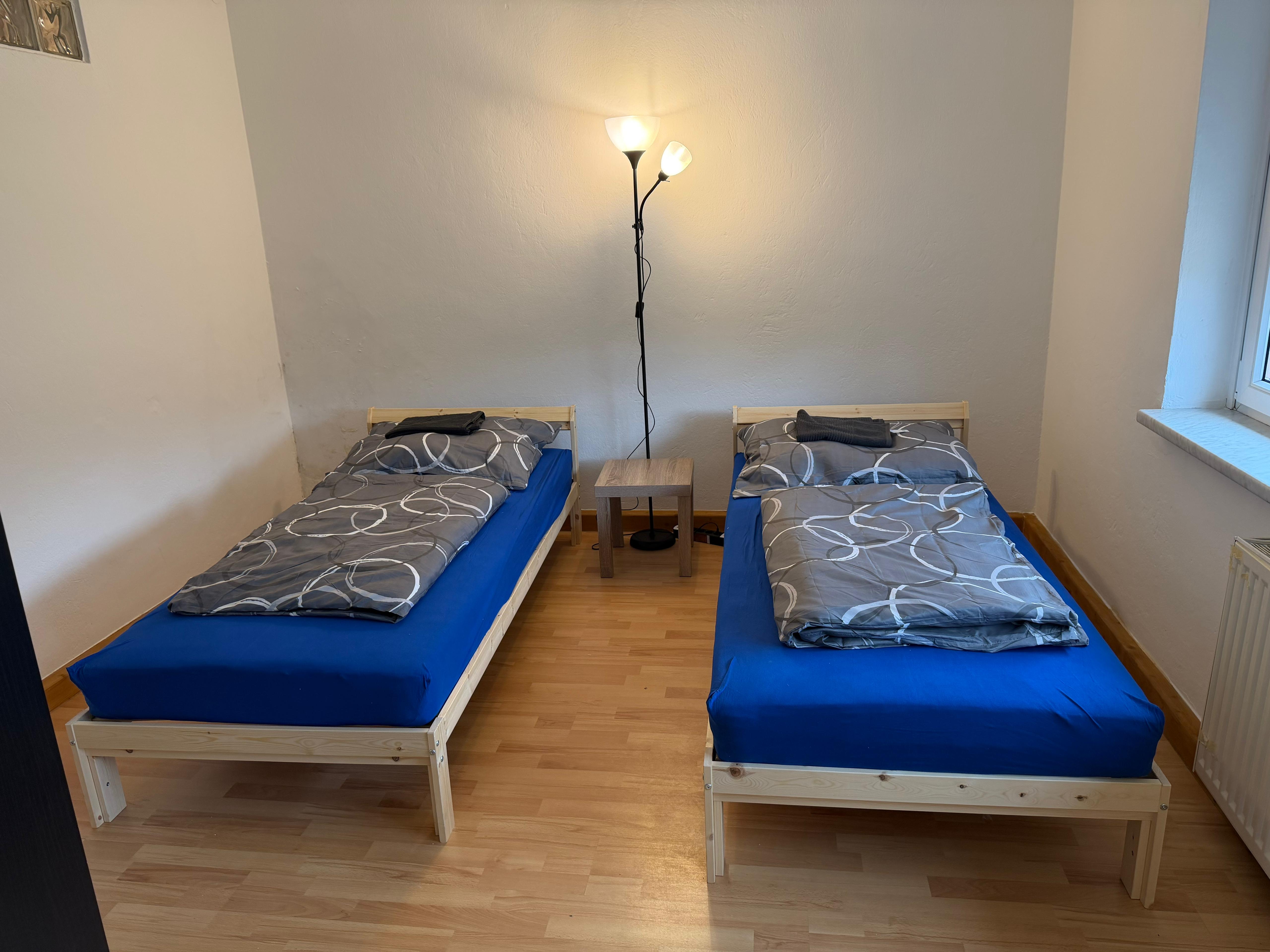 MonteurZimmer: Schlafzimmer - Monteur-Arbeiter Wohnung in Gewerbe-und Industriegebiet Nähe