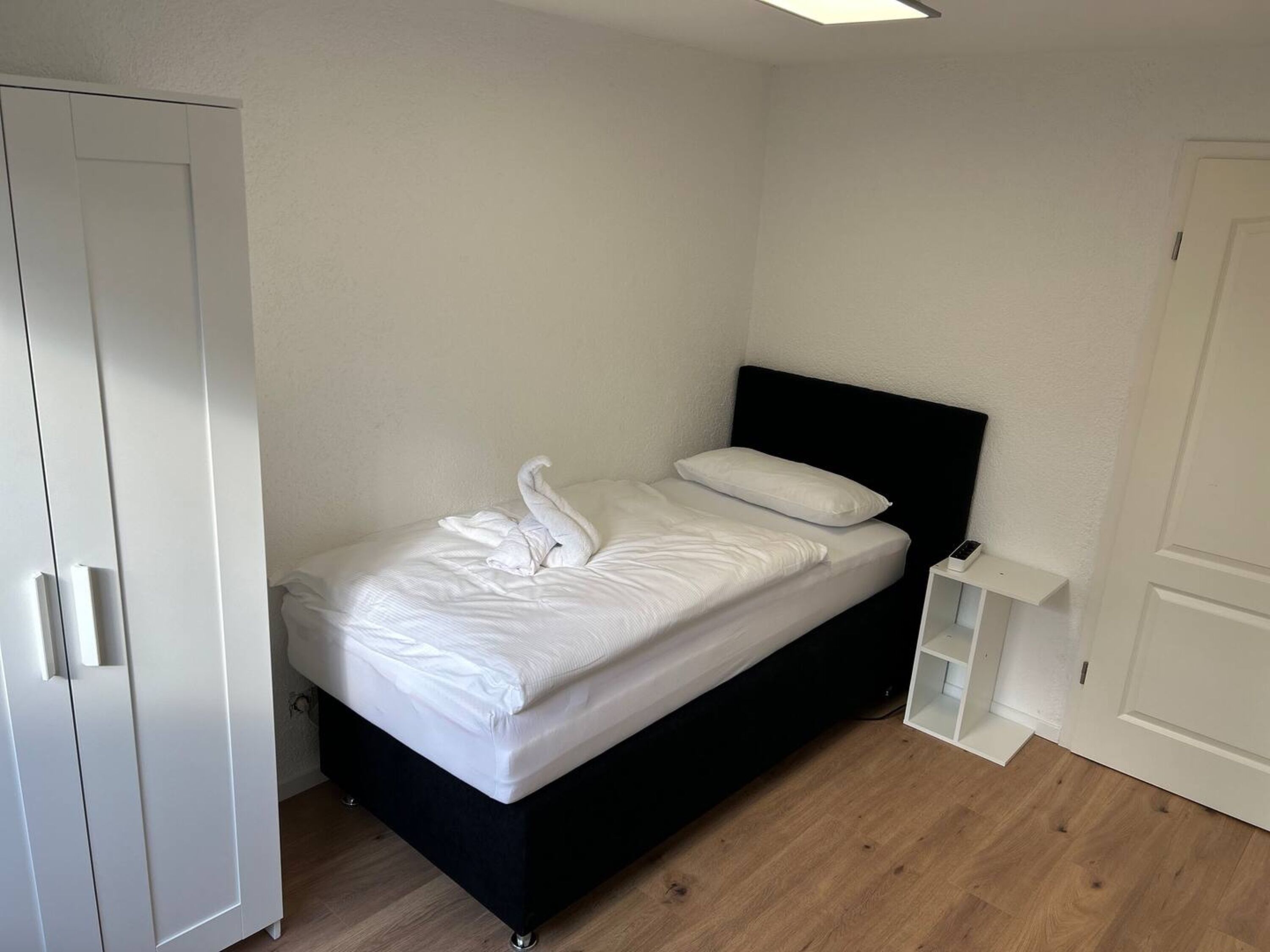 Monteur-Zimmer - Achim (Landkreis Verden) - Ferienhaus mit Parkplatz, Terrasse und Stadtnähe