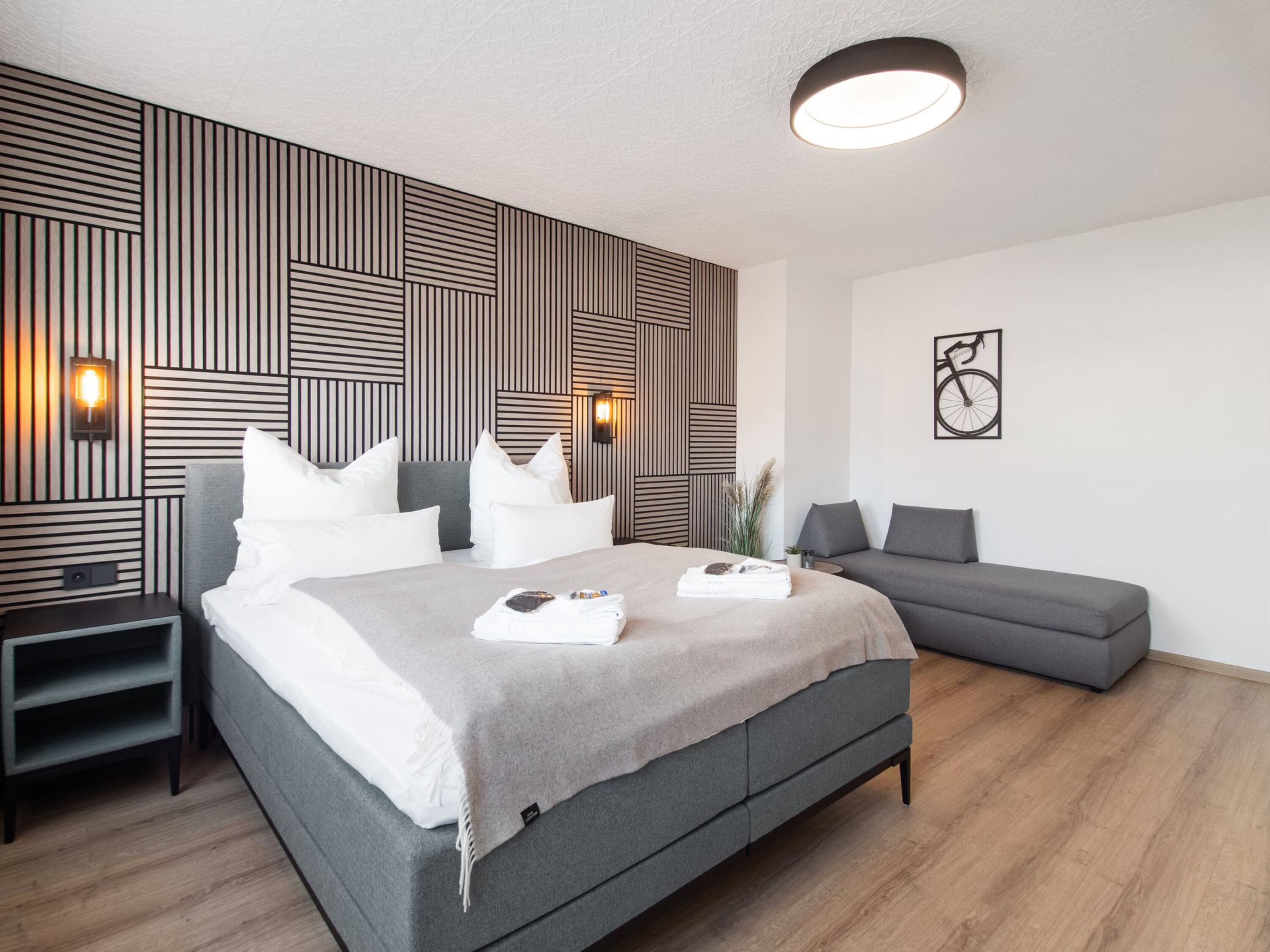 Monteur-Zimmer - Achim (Landkreis Verden) - Moderne Unterkunft im Herzen Bremens – Mit Balkon, bis 5 P.