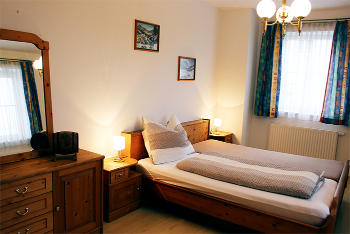 Monteur-Zimmer - Preis pro Nacht - Feldkirchen bei Graz - Gasthof Zum Tannenwirt