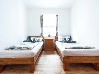 MonteurZimmer: Pension-Cafe-Konditorei Mikl