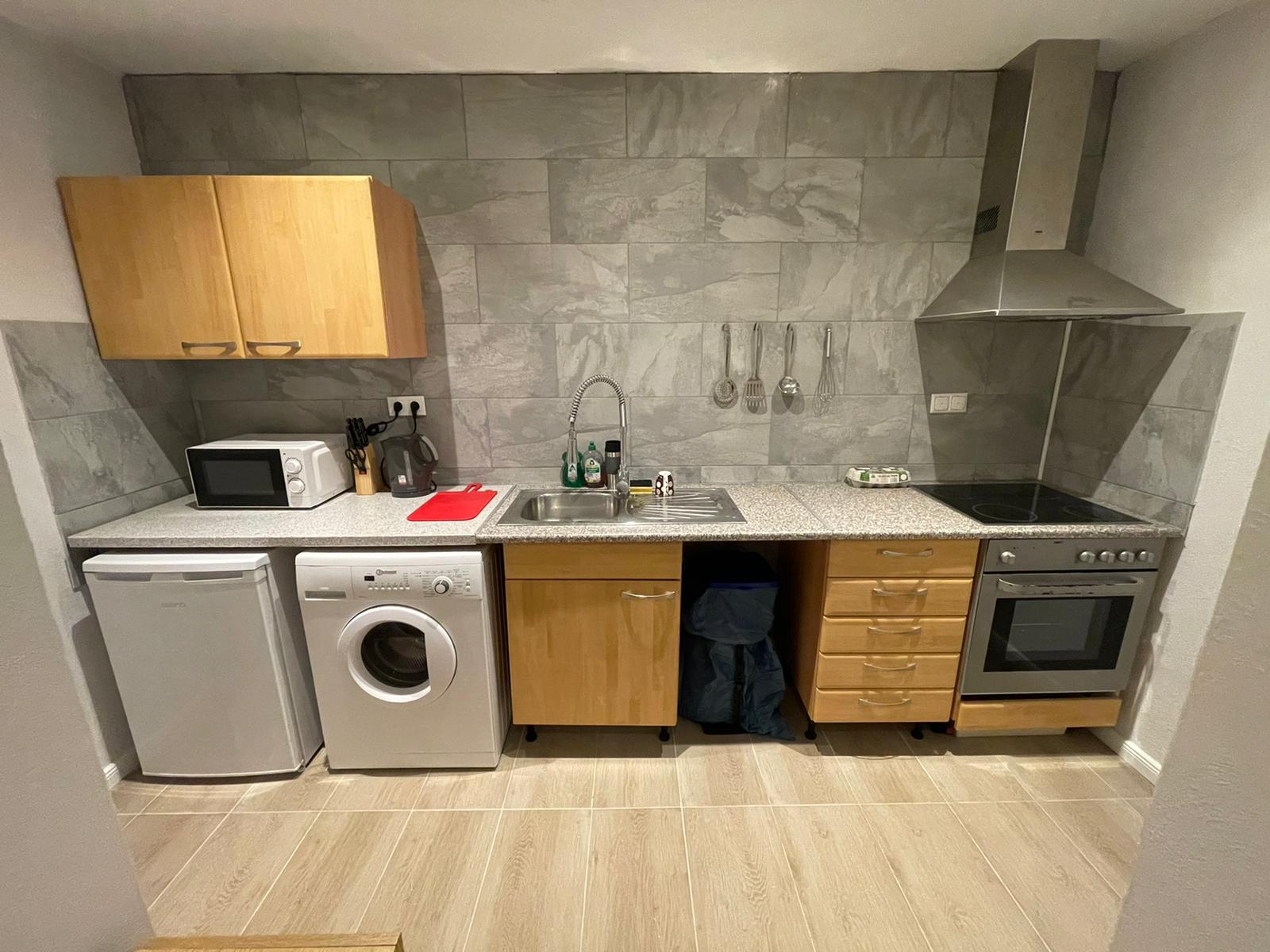 MonteurZimmer: LuSo Iancu Immobilien GmbH 