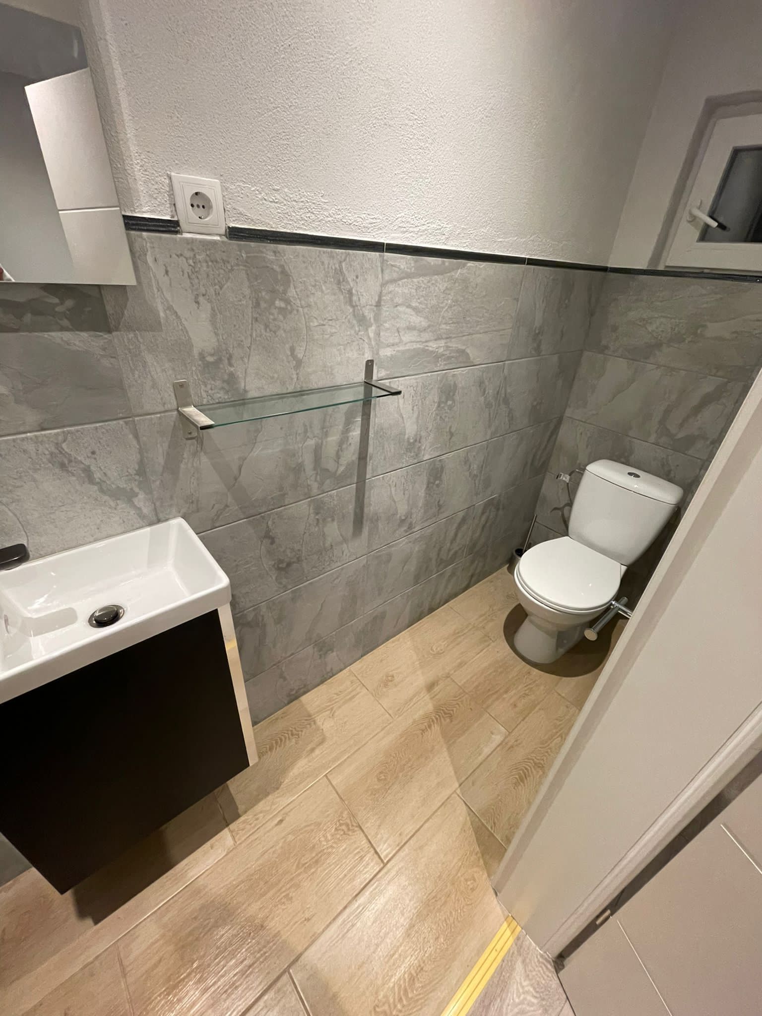 MonteurZimmer: LuSo Iancu Immobilien GmbH 