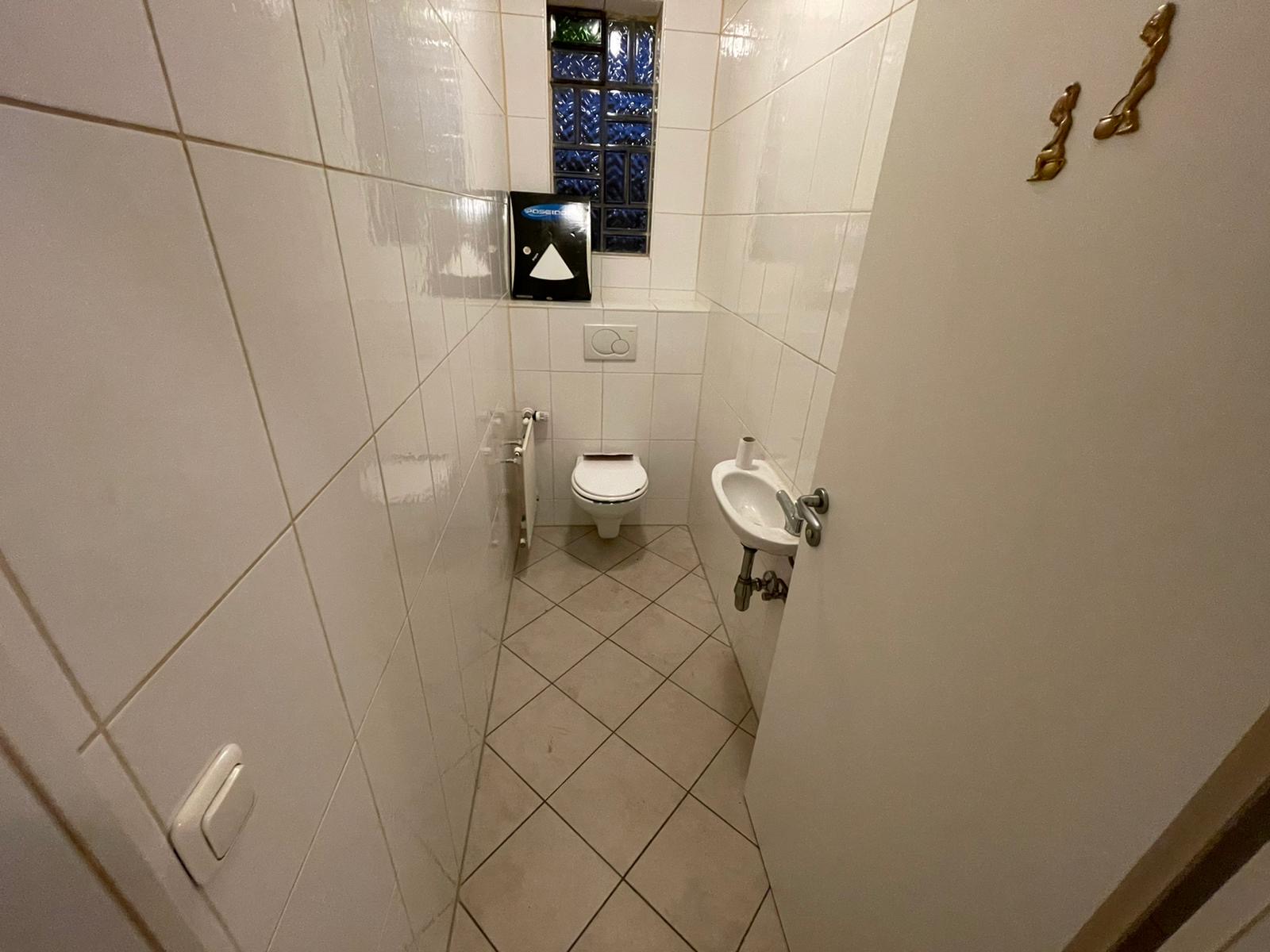 MonteurZimmer: LuSo Iancu Immobilien GmbH 